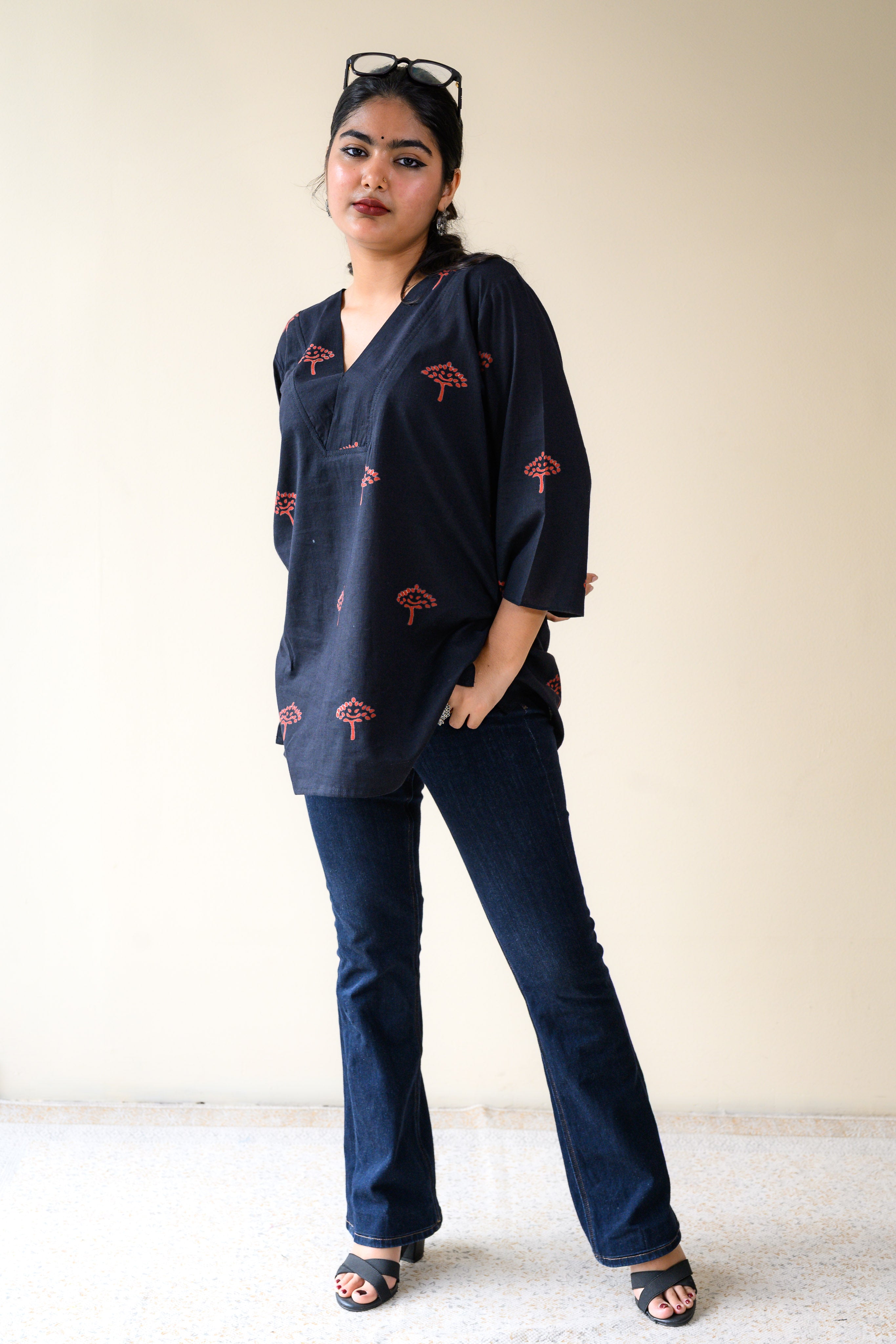 Naveli Dabu Short Top