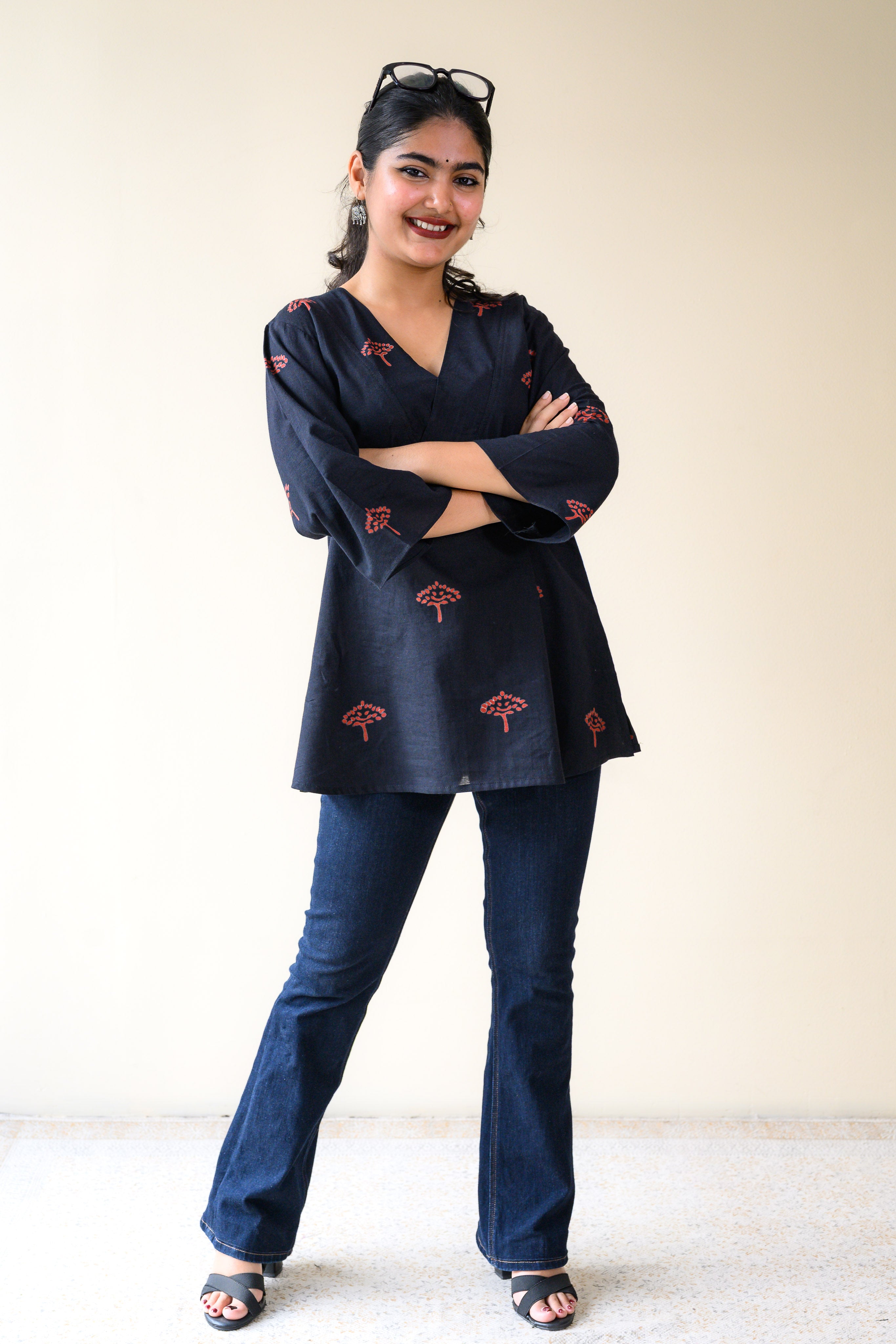 Naveli Dabu Short Top