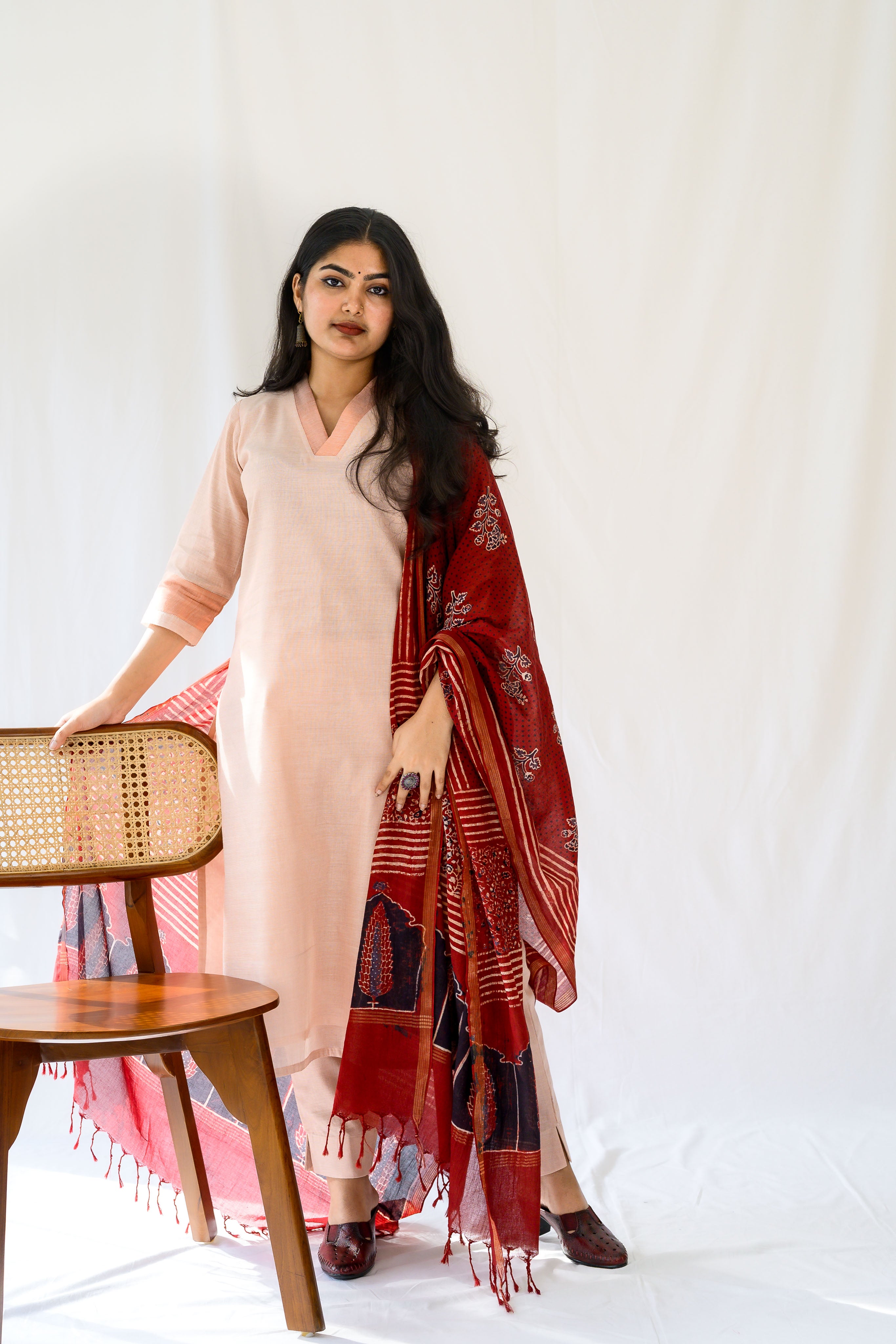 Kasavu Elegance Copper Tissue Straight Kurta