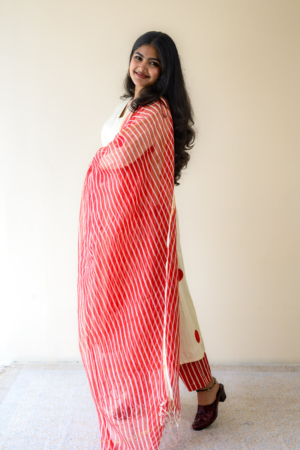Red Stripes on Cream Sanganeri Kota Doria Dupatta