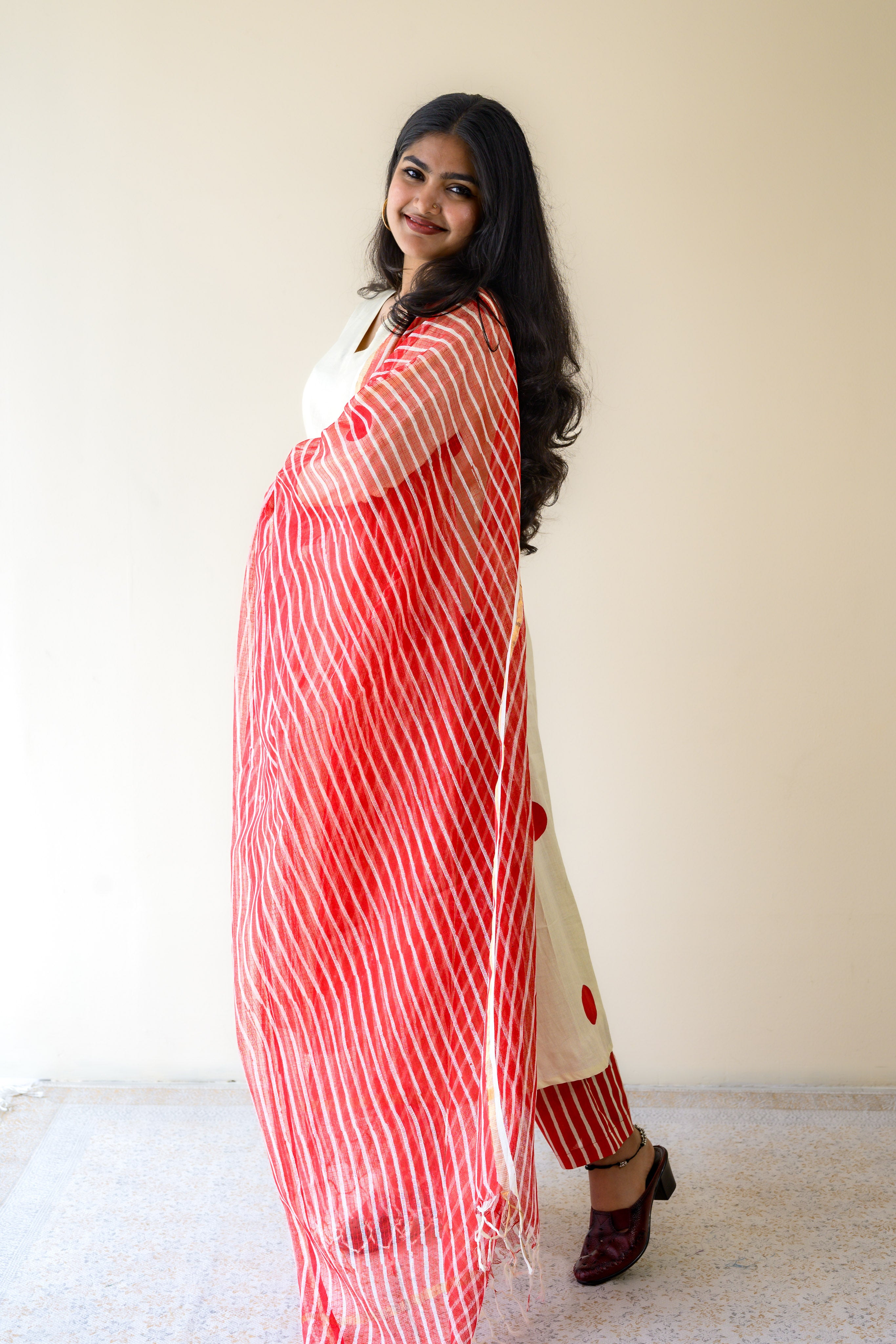 Red Stripes on Cream Sanganeri Kota Doria Dupatta