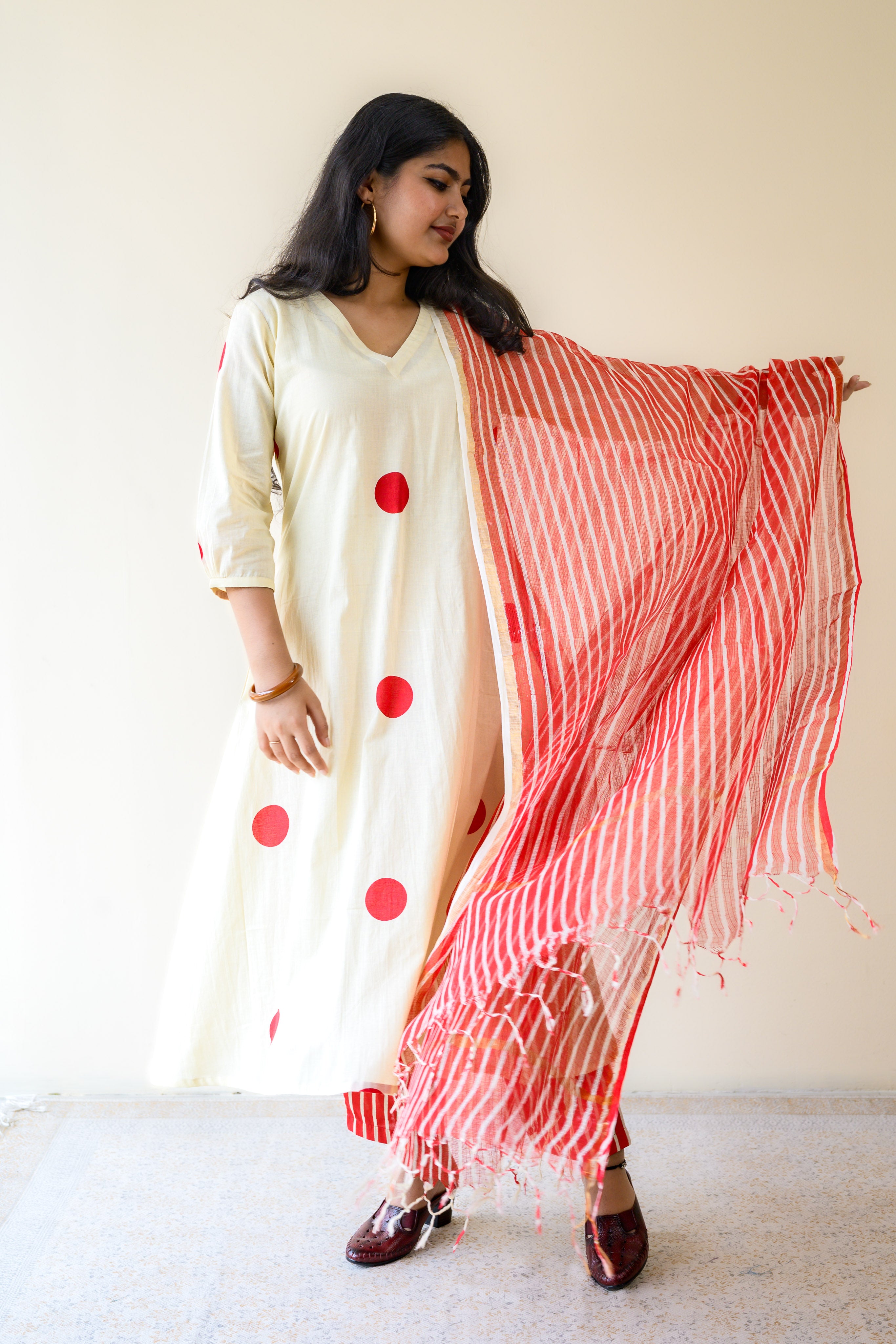 Red Stripes on Cream Sanganeri Kota Doria Dupatta