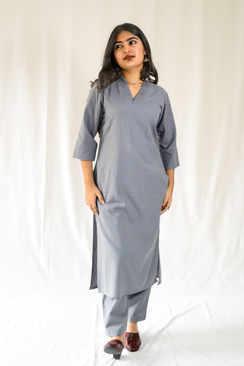 Set of 2- Grey Cotton Flax Collar Neck Kurta & Pants Set