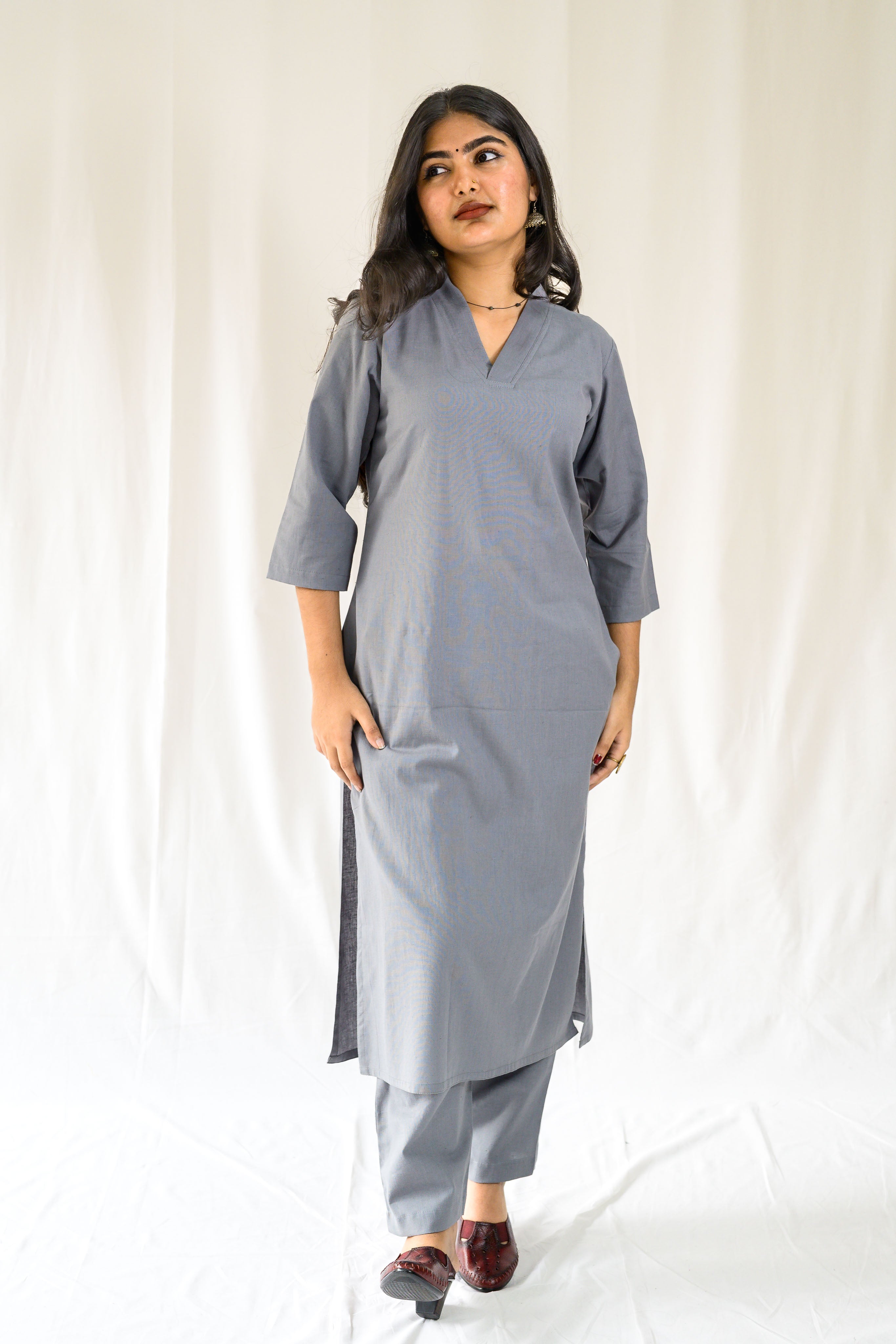 Set of 2- Grey Cotton Flax Collar Neck Kurta & Pants Set