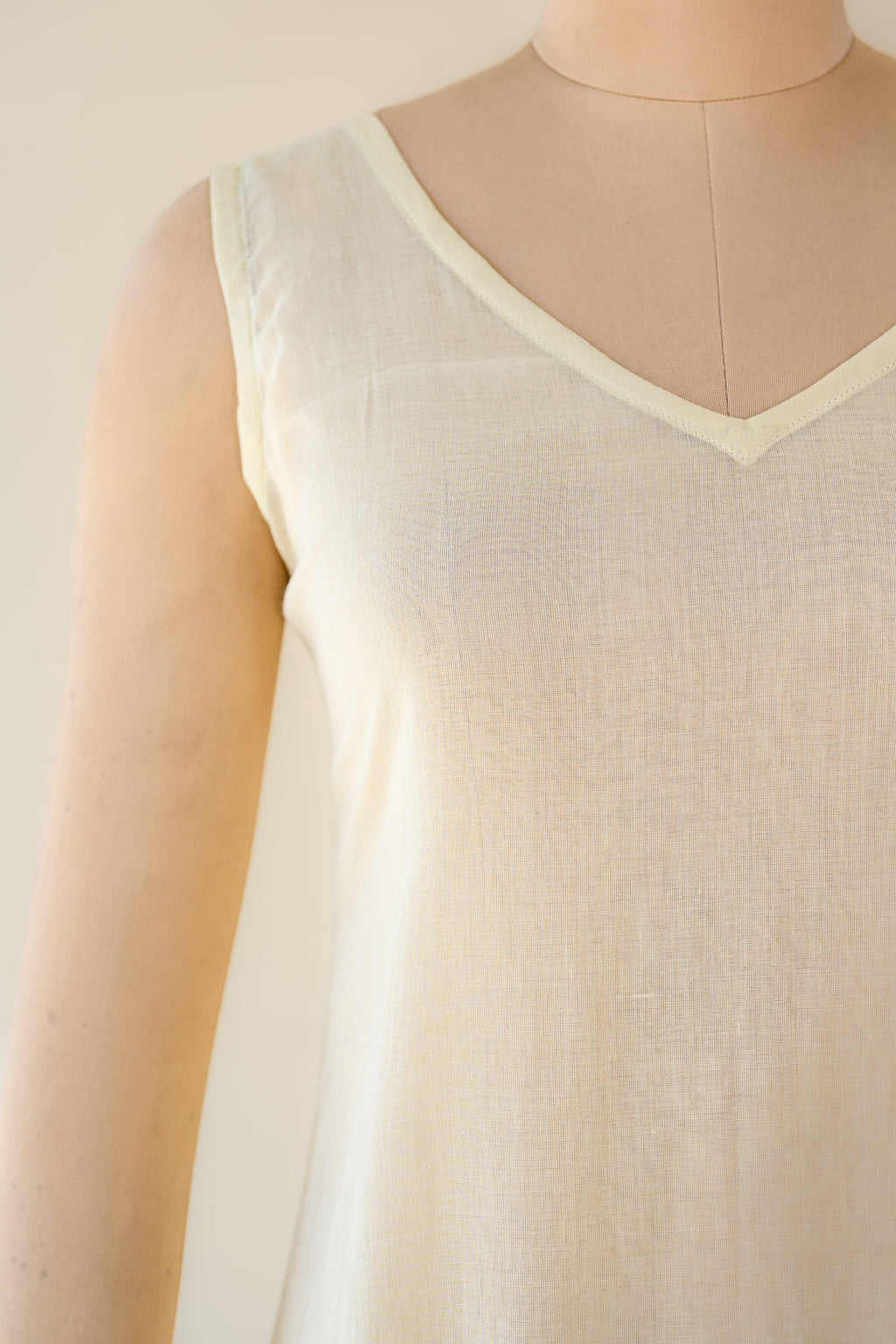 Cream Mul Cotton V Neck Aline Inner Slip