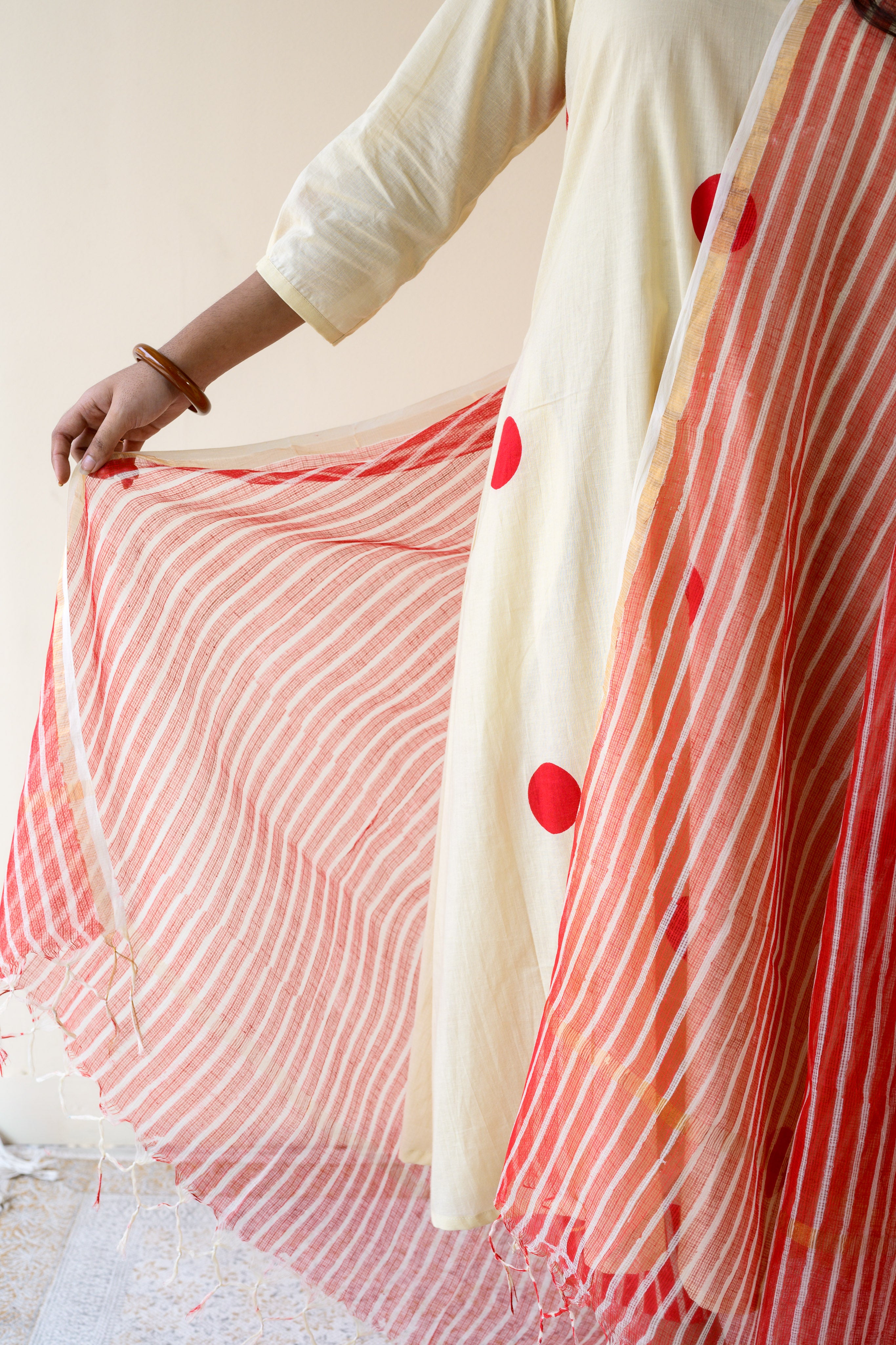 Red Stripes on Cream Sanganeri Kota Doria Dupatta