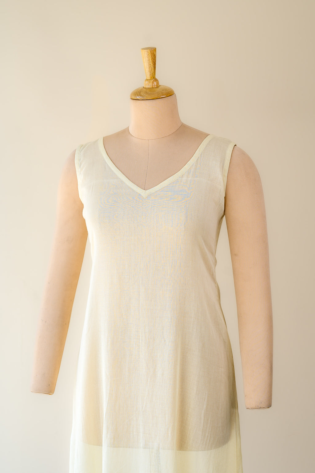 Cream Mul Cotton V Neck Aline Inner Slip