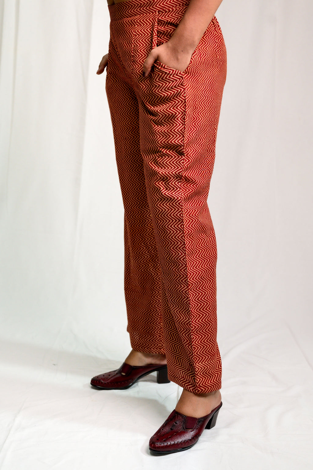 Madder Stripes Pure Cotton Parallel Pants