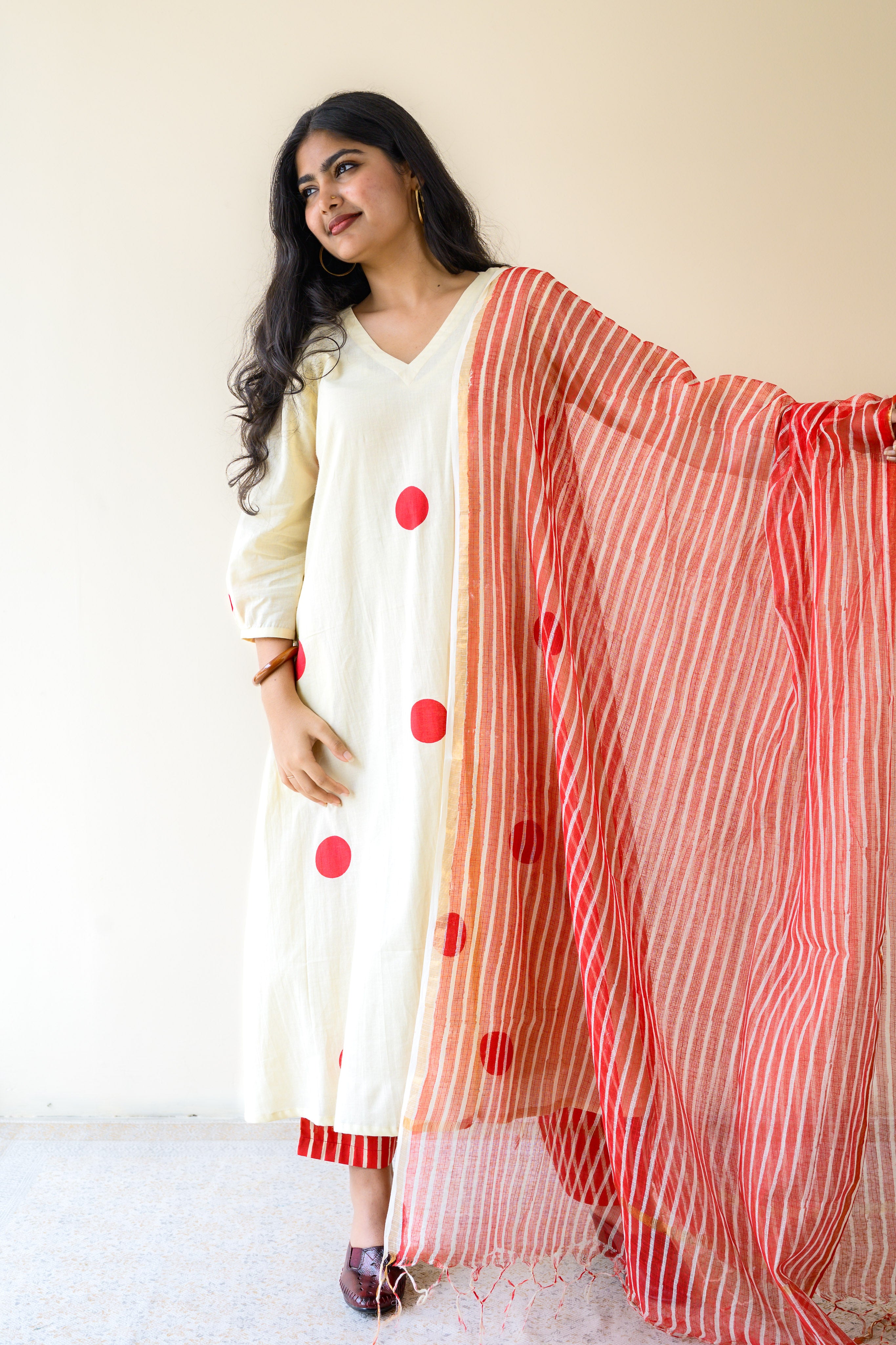 Red Stripes on Cream Sanganeri Kota Doria Dupatta