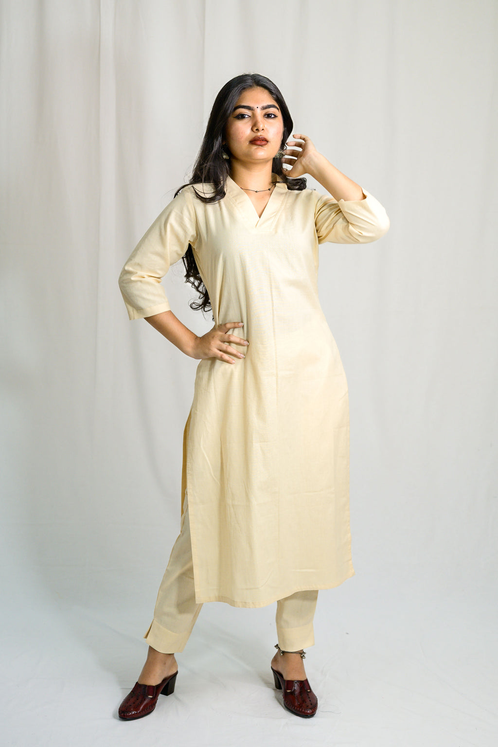 Set of 2- Cream Cotton Flax Collar Neck Kurta & Pants Set