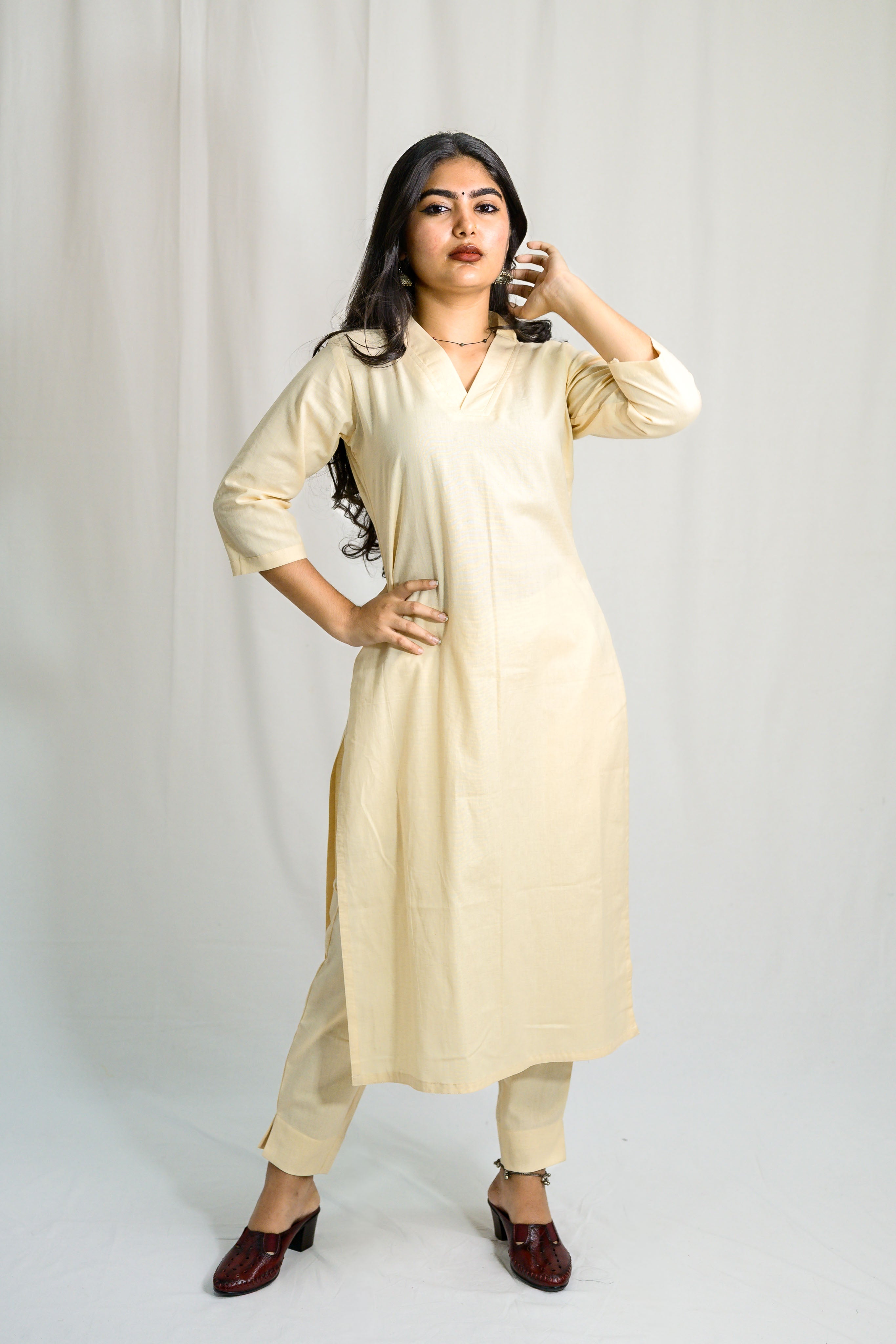 Set of 2- Cream Cotton Flax Collar Neck Kurta & Pants Set