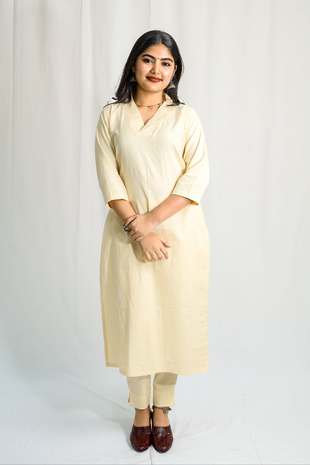 Set of 2- Cream Cotton Flax Collar Neck Kurta & Pants Set