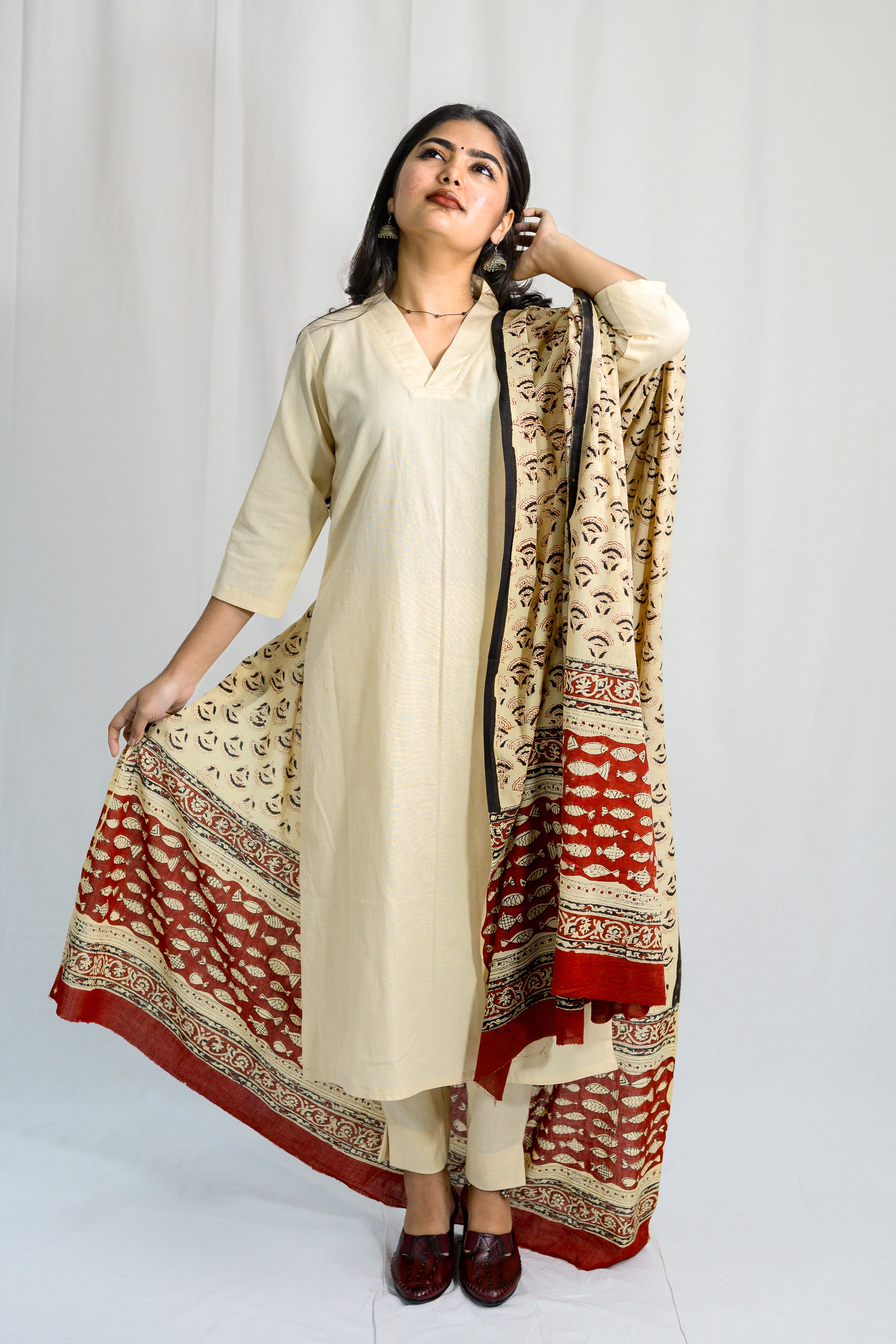 Set of 2- Cream Cotton Flax Collar Neck Kurta & Pants Set