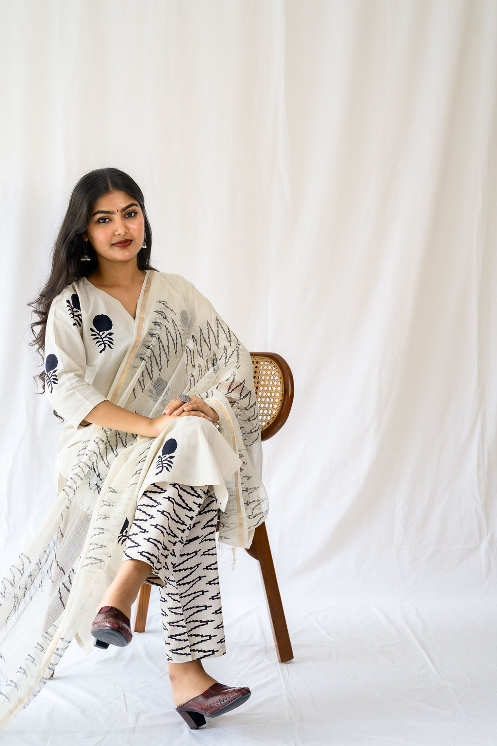 Set of 2- Raaheli Handblock Cotton Kurta & Pants Set