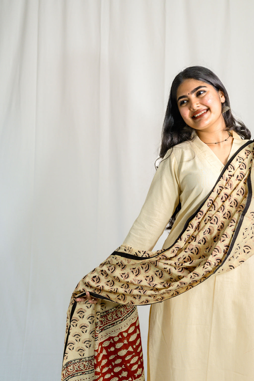 Set of 2- Cream Cotton Flax Collar Neck Kurta & Pants Set