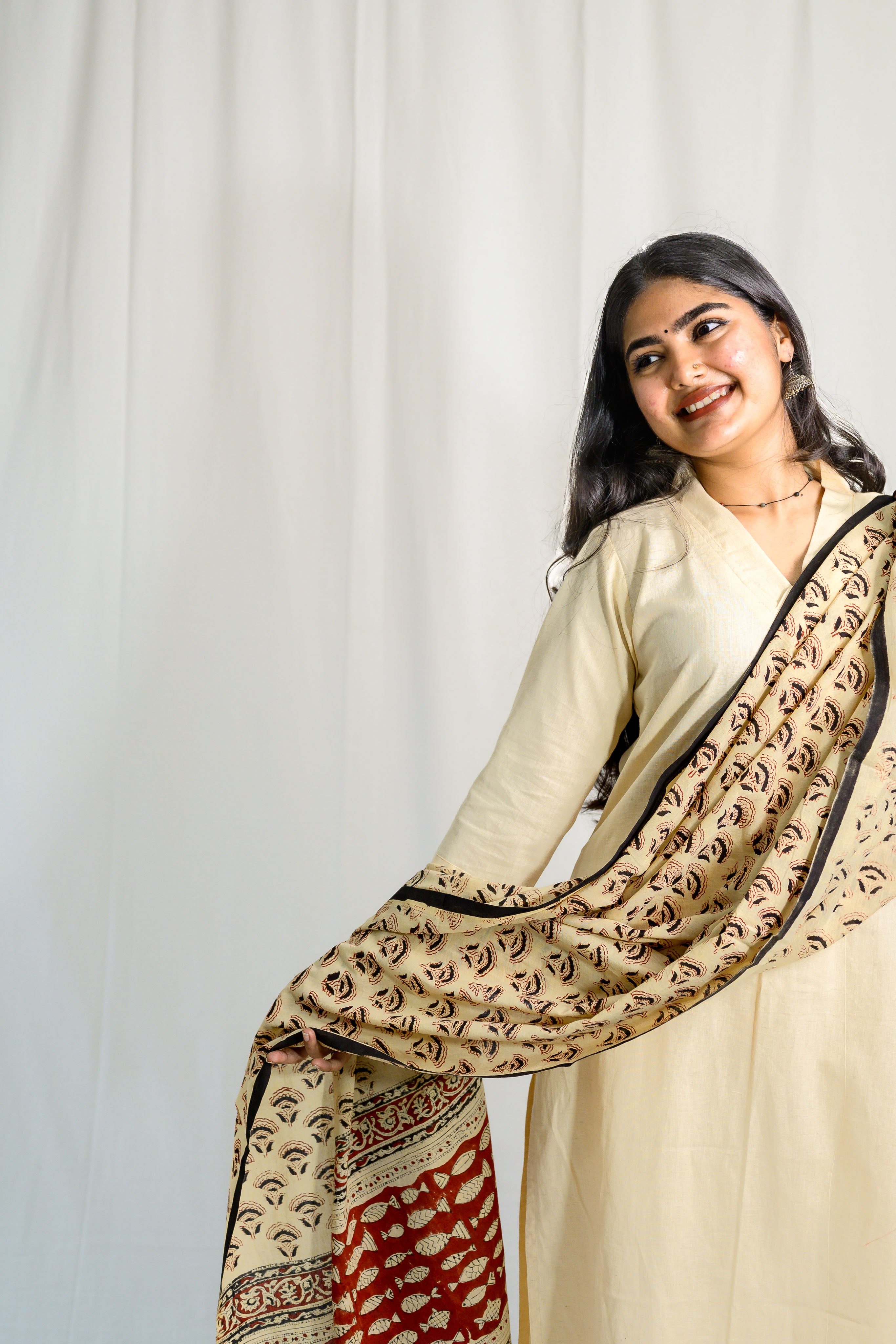 Set of 2- Cream Cotton Flax Collar Neck Kurta & Pants Set