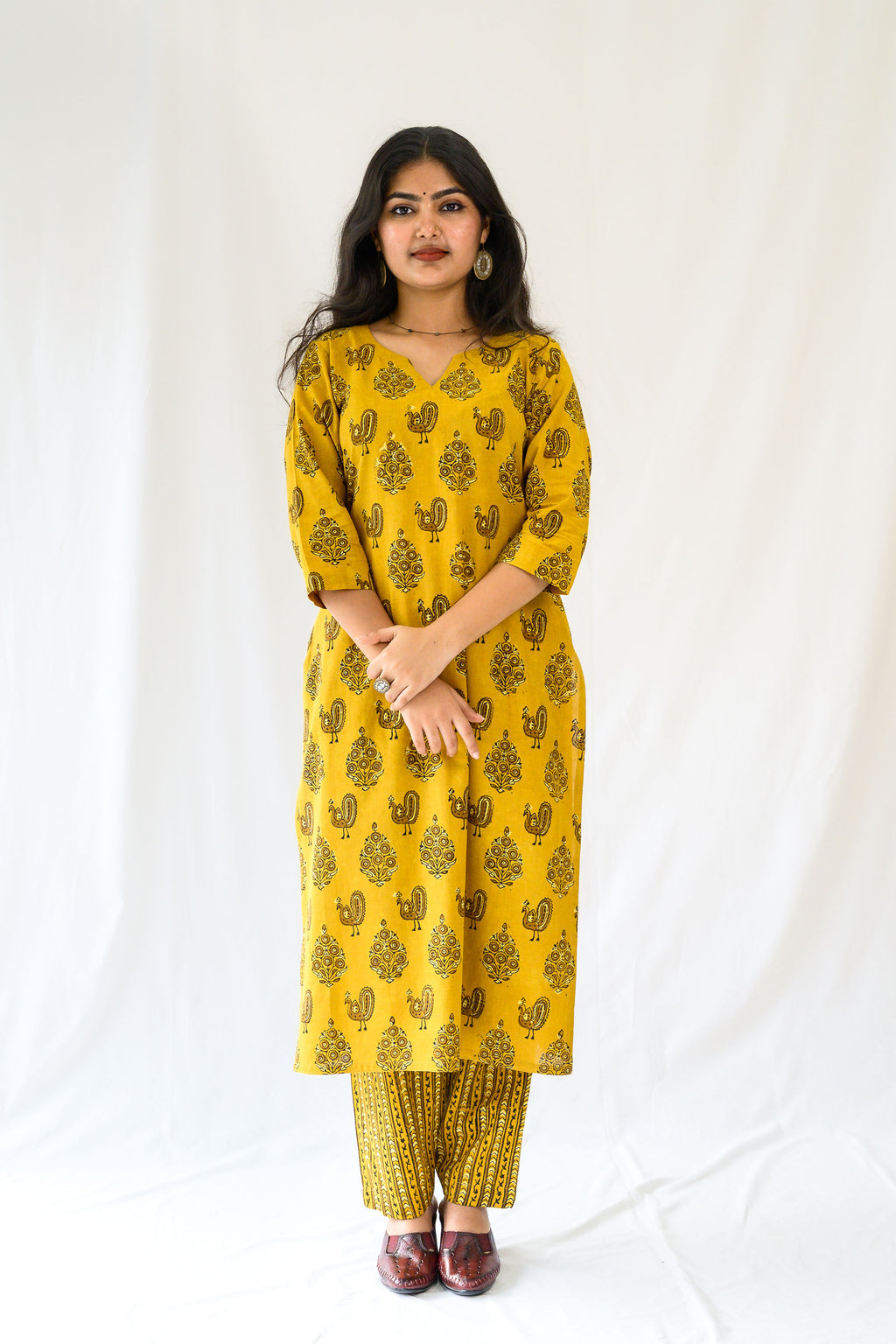 Set of 2- Hemali Ajrakh Cotton Kurta & Pants Set