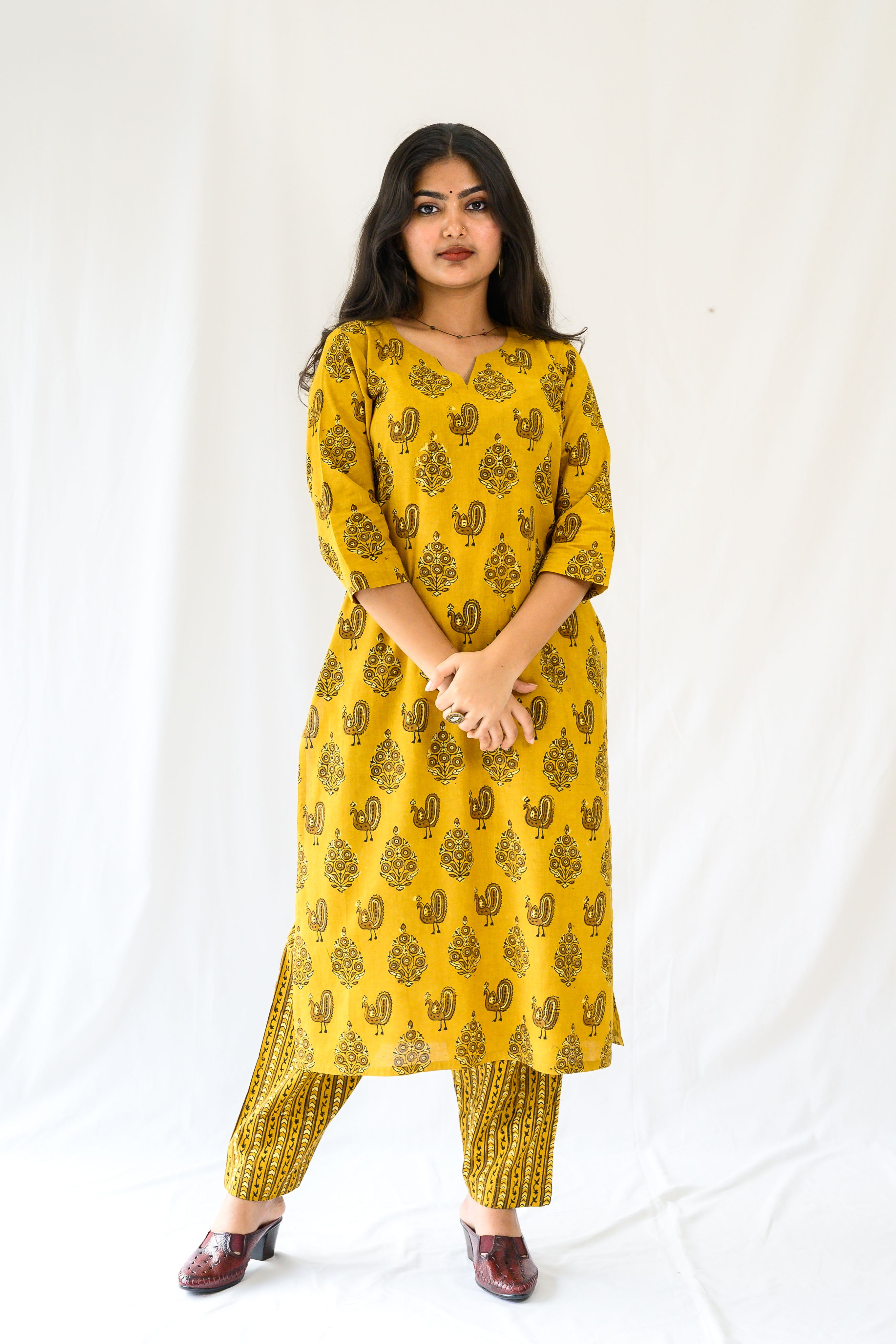 Set of 2- Hemali Ajrakh Cotton Kurta & Pants Set