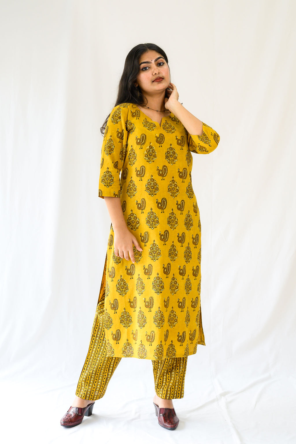 Set of 2- Hemali Ajrakh Cotton Kurta & Pants Set