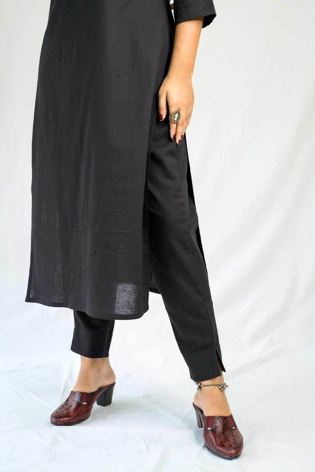 Set of 2- Black Cotton Flax Collar Neck Kurta & Pants Set