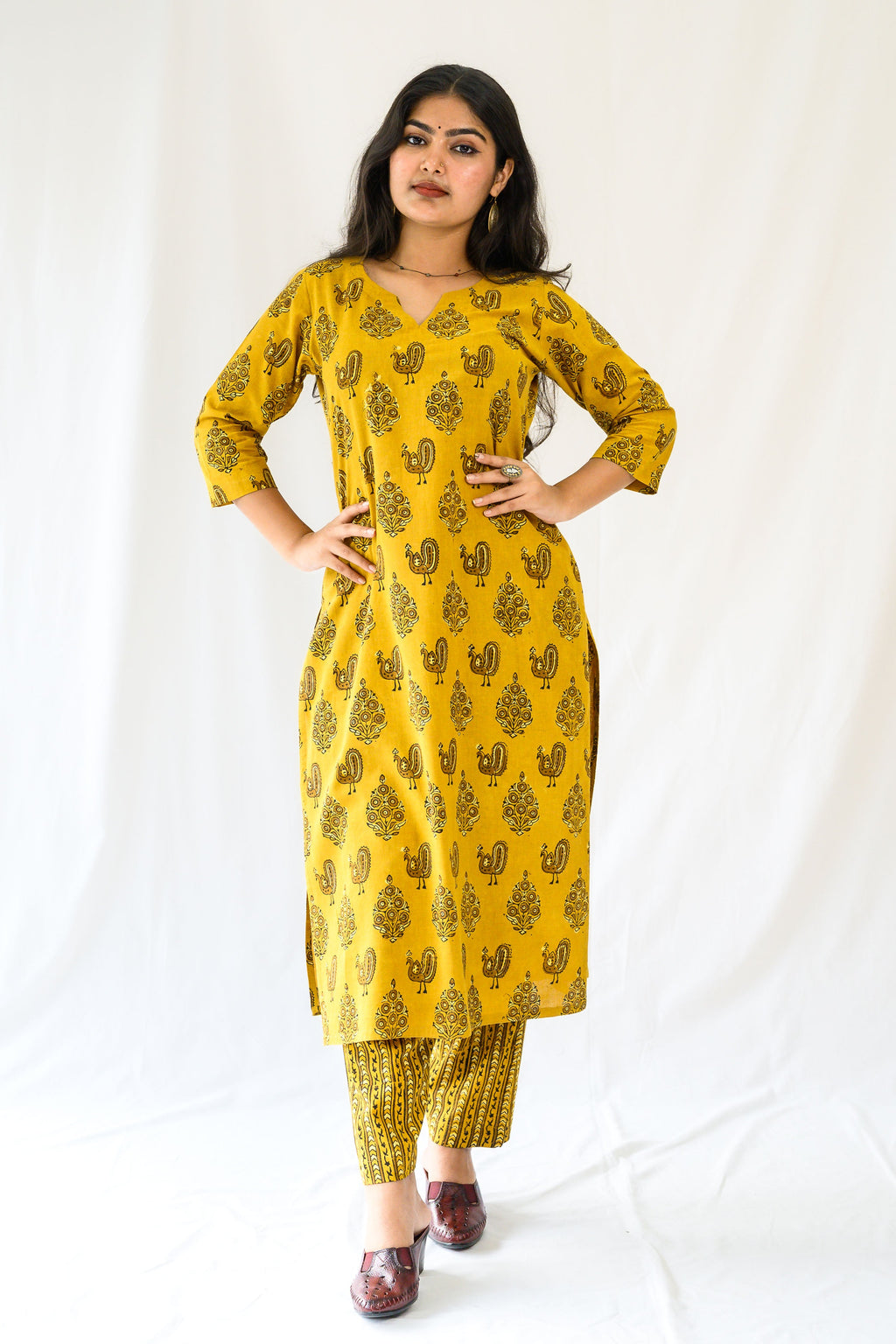 Set of 2- Hemali Ajrakh Cotton Kurta & Pants Set