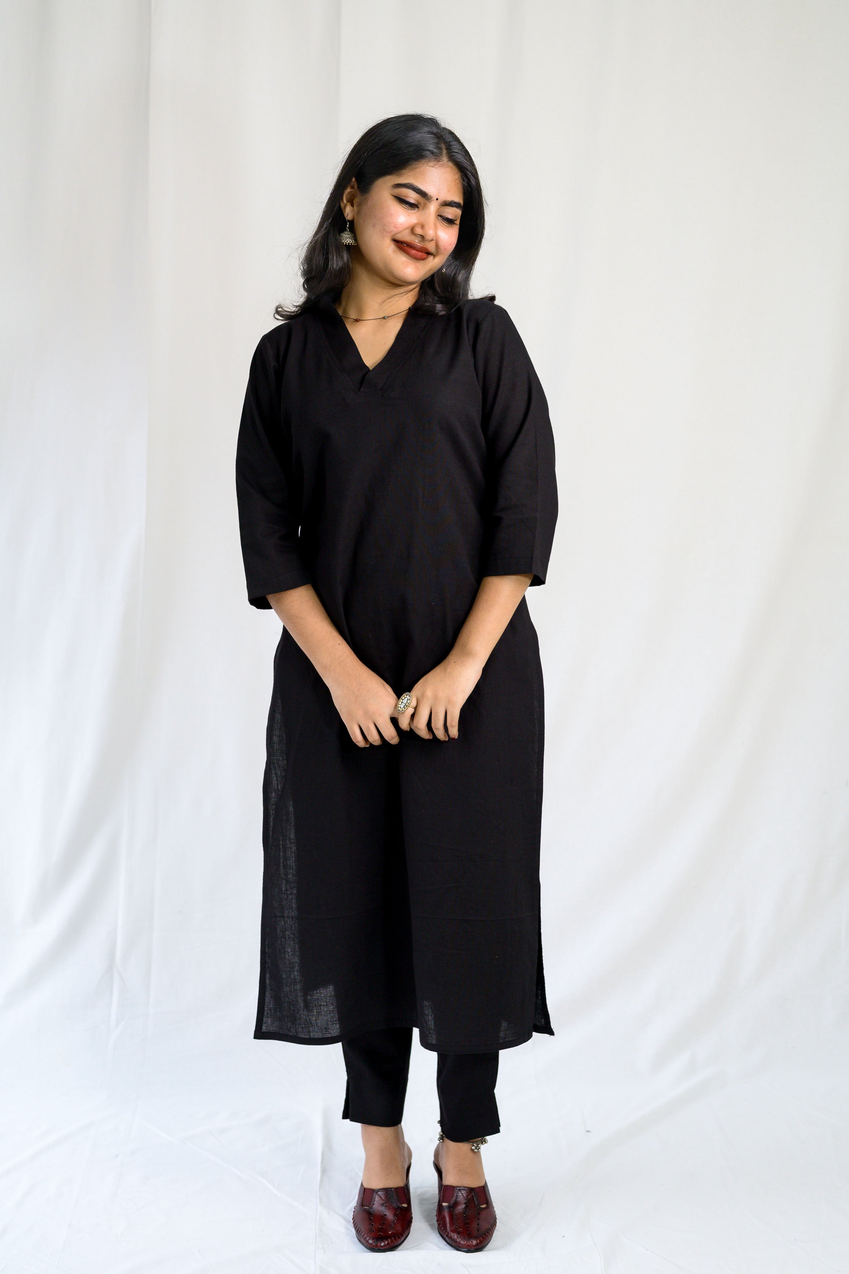 Black Cotton Flax Collar Neck Kurta