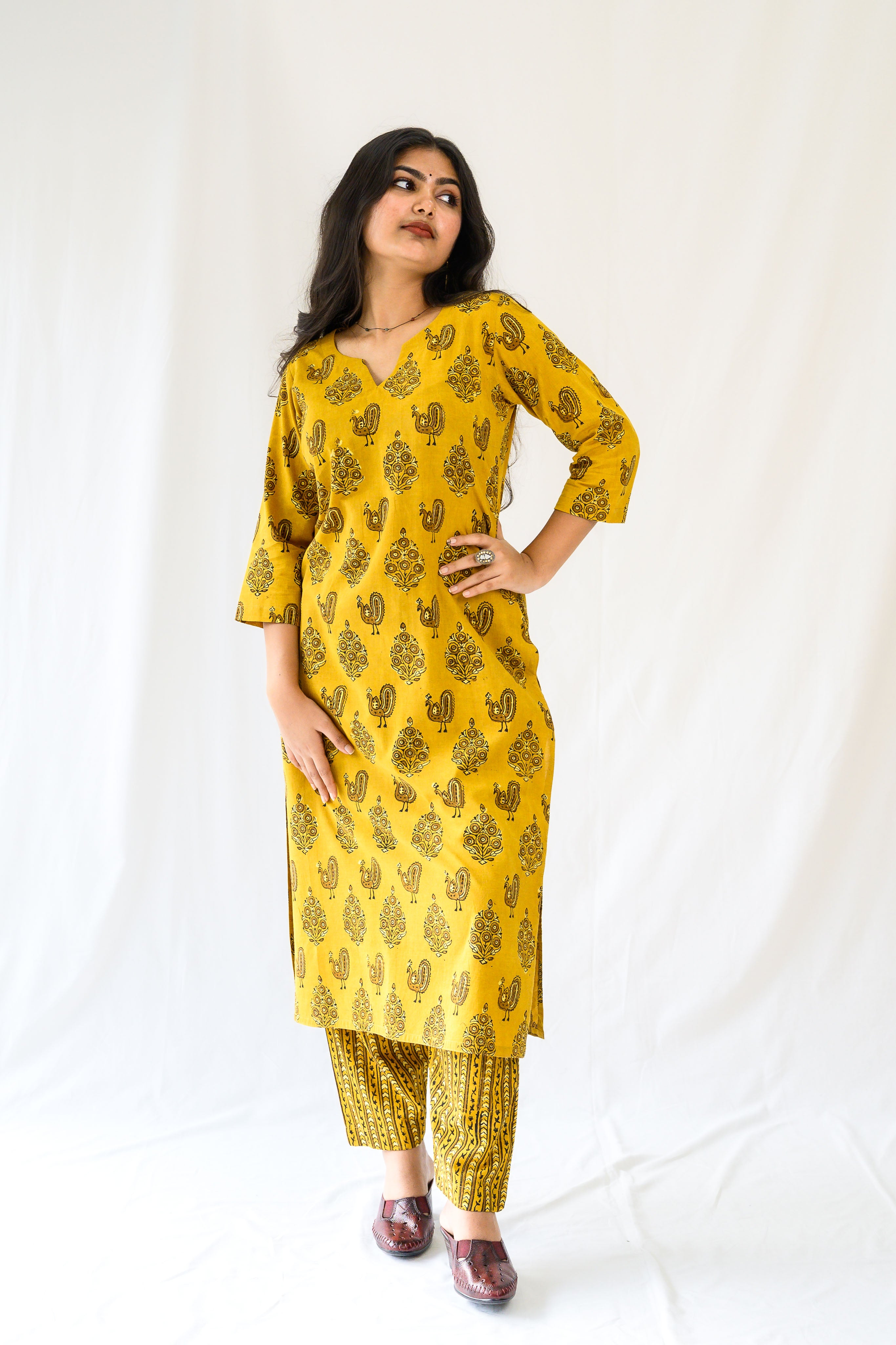 Set of 2- Hemali Ajrakh Cotton Kurta & Pants Set