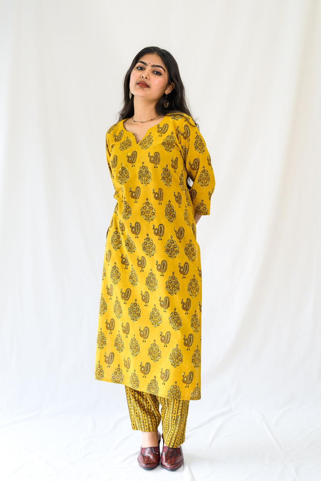 Set of 2- Hemali Ajrakh Cotton Kurta & Pants Set