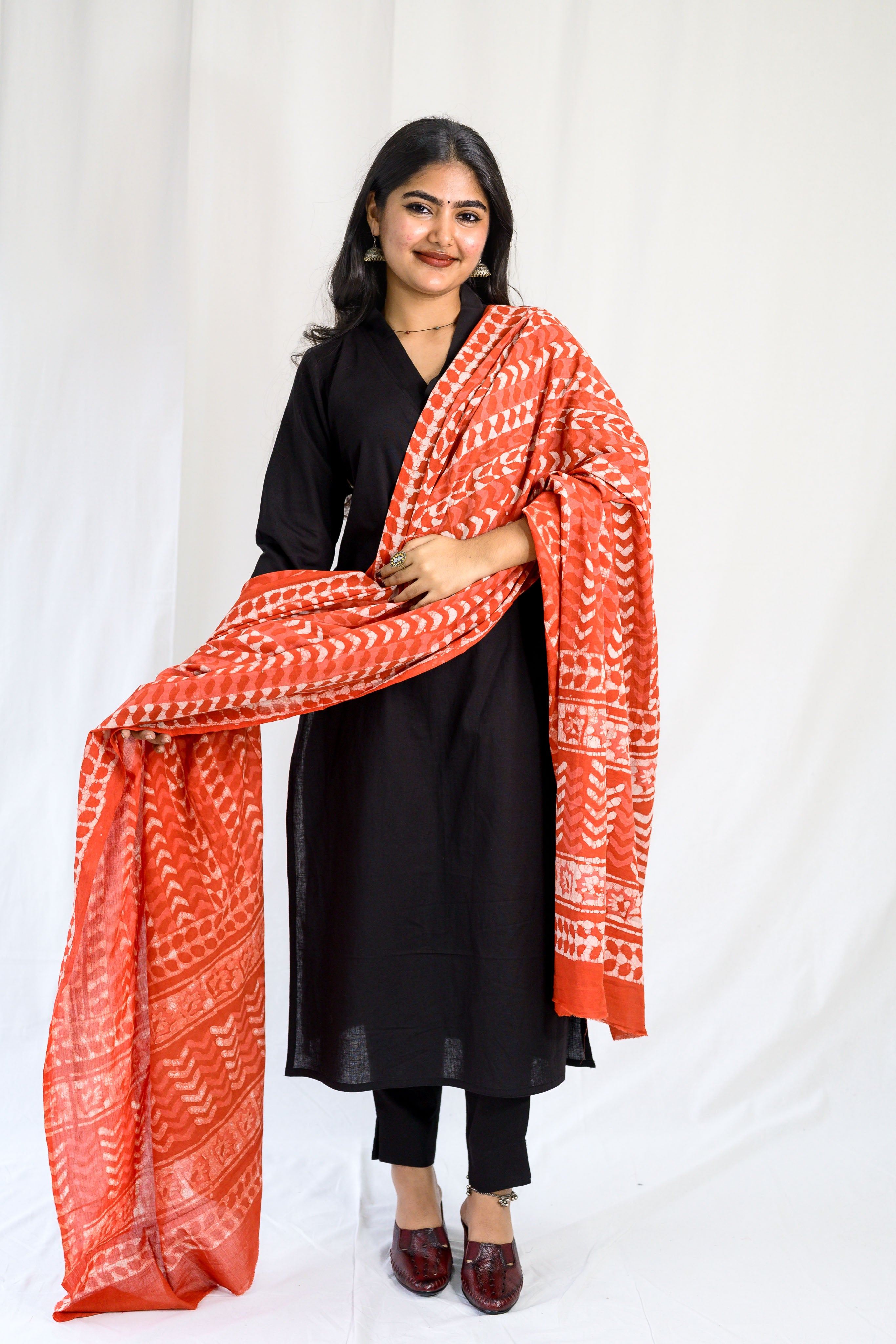 Set of 2- Black Cotton Flax Collar Neck Kurta & Pants Set