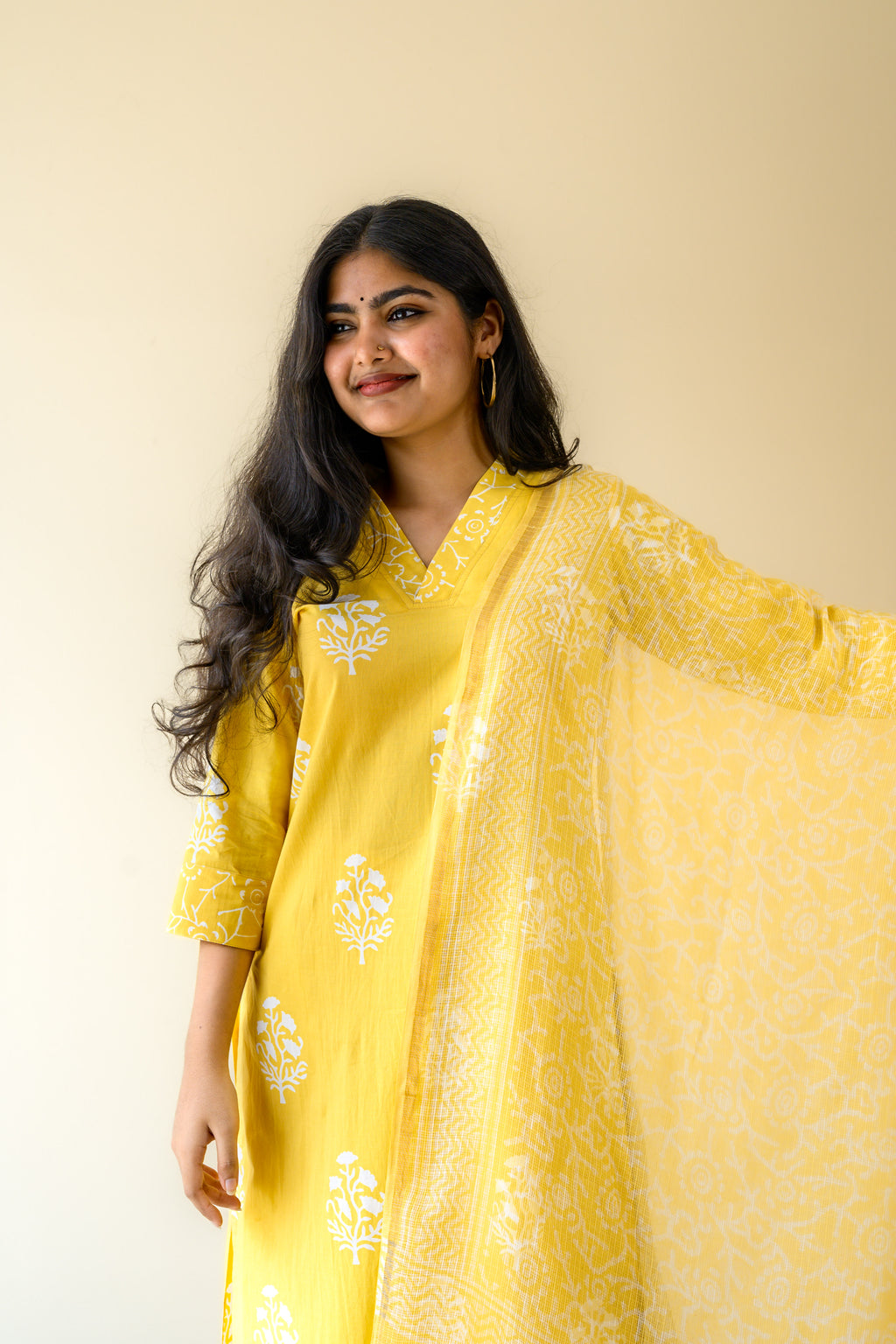 Set of 2- Jamanthi on Yellow Sanganeri Collar Kurta & Pants Set