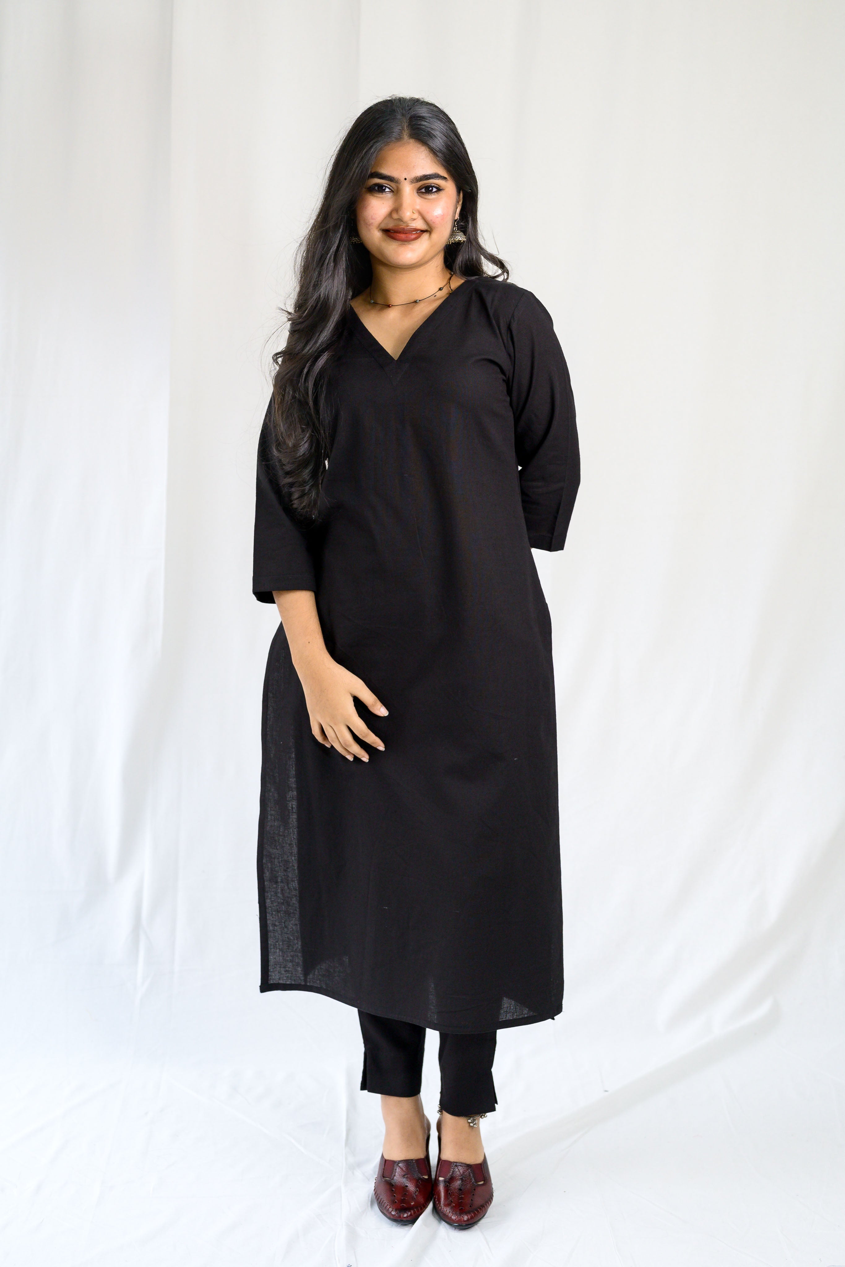 Black Cotton Flax V Neck Kurta