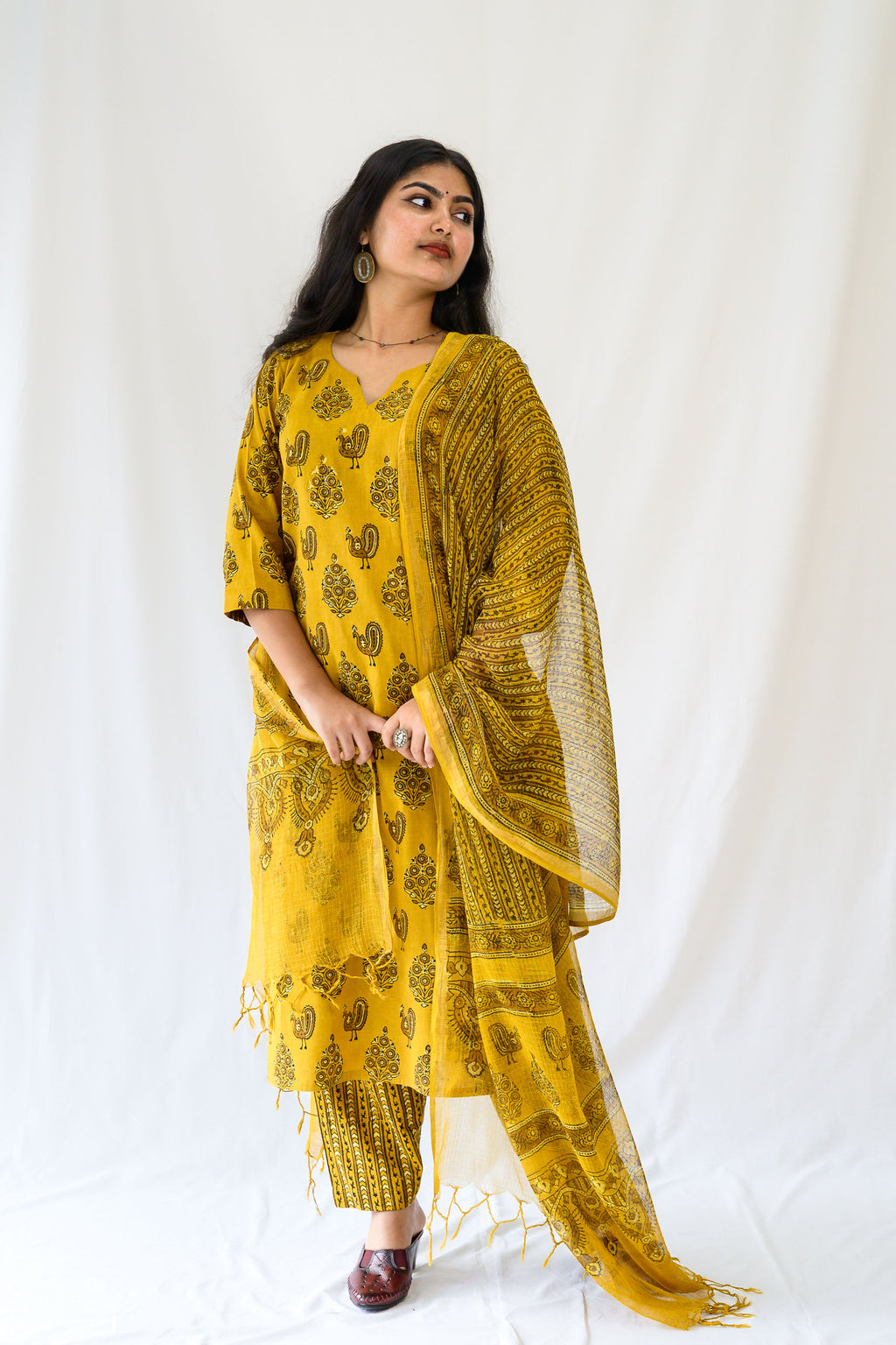 Set of 2- Hemali Ajrakh Cotton Kurta & Pants Set
