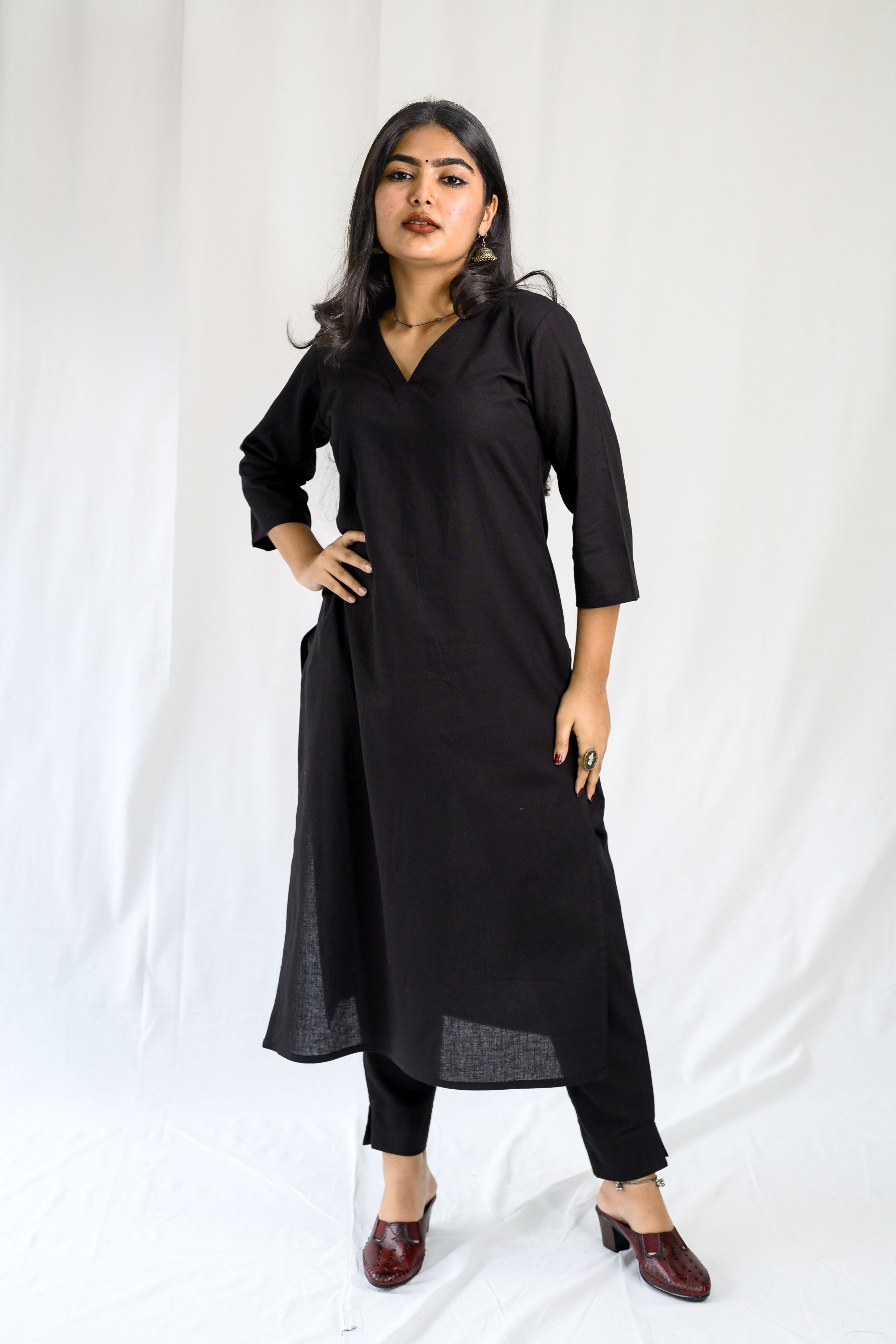 Black Cotton Flax V Neck Kurta