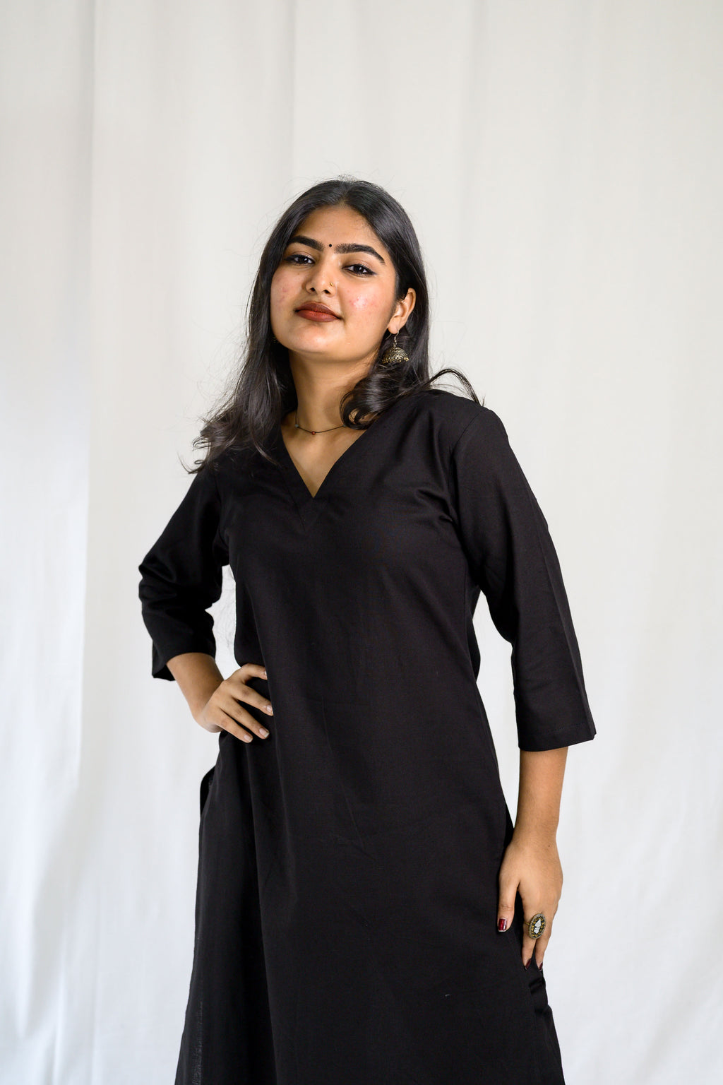 Set of 2- Black Cotton Flax V Neck Kurta & Pants Set