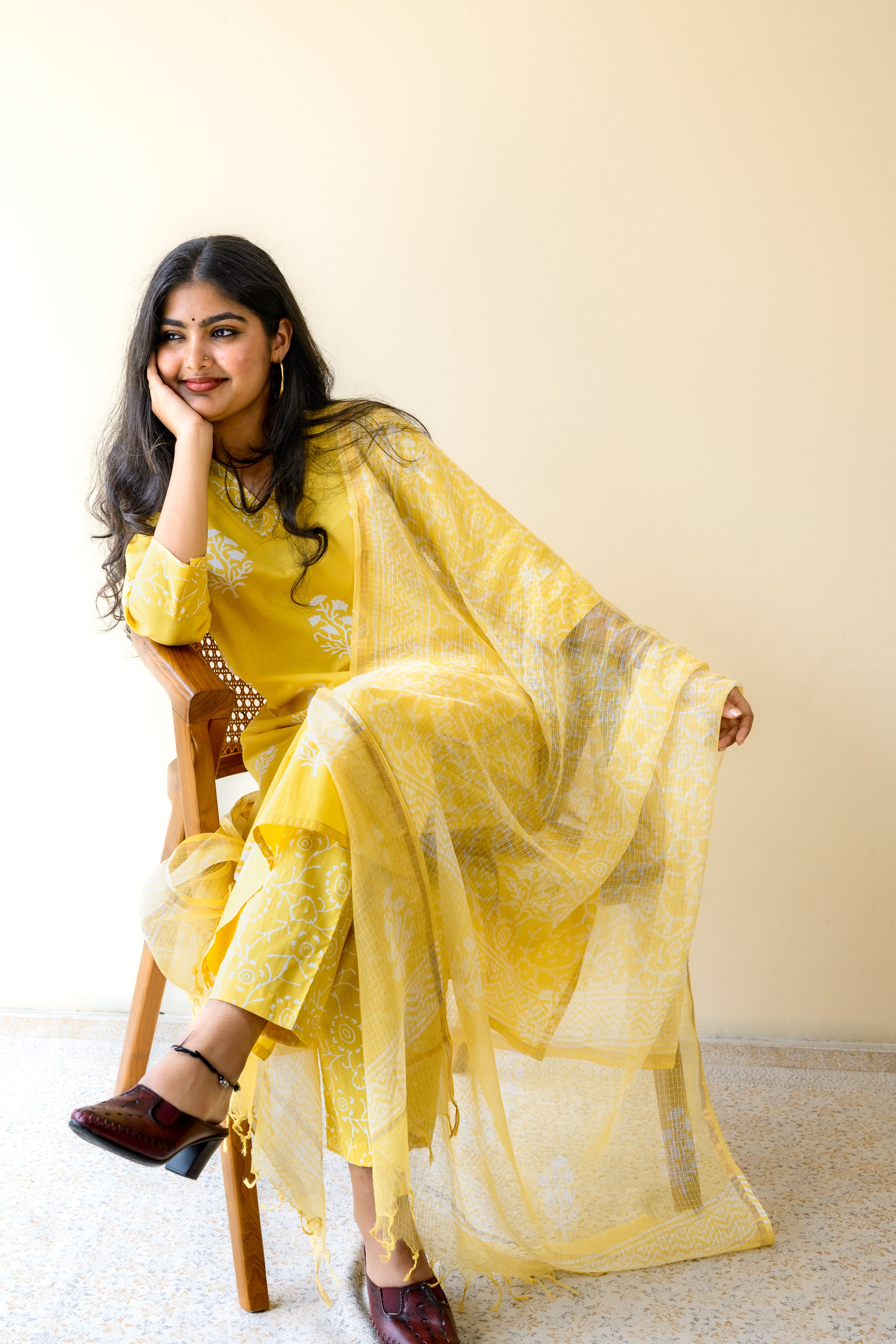 Set of 2- Jamanthi on Yellow Sanganeri Collar Kurta & Pants Set