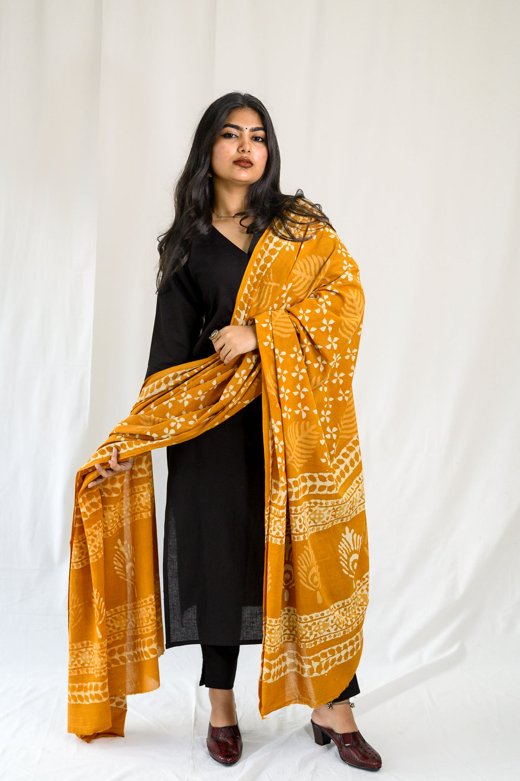 Black Cotton Flax V Neck Kurta