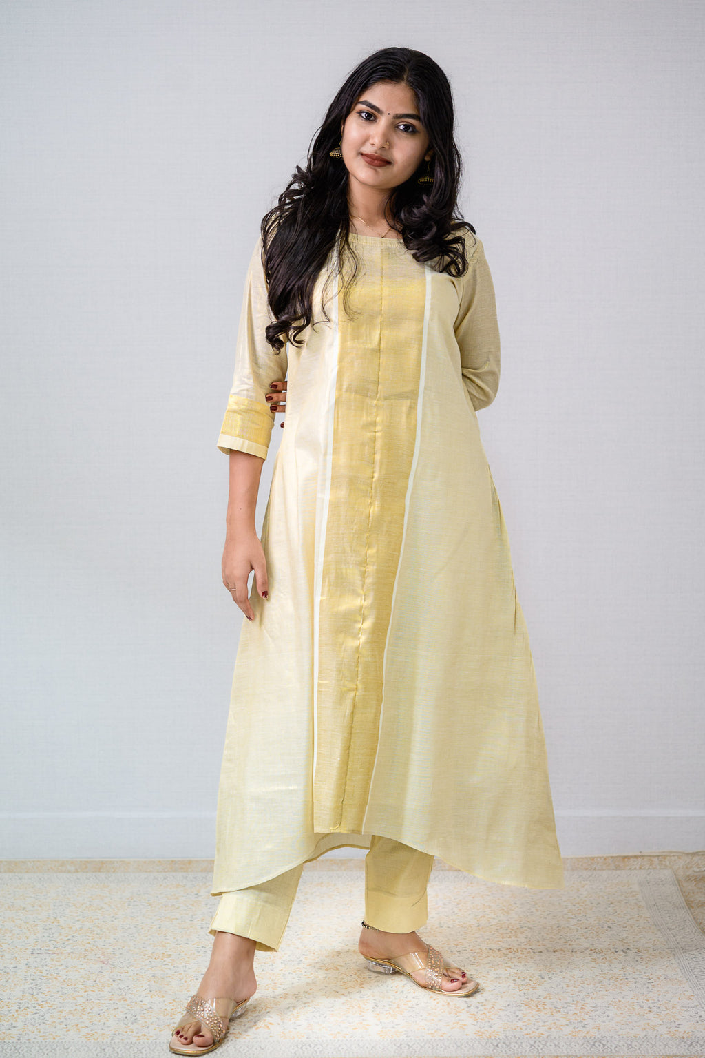 Kasavu Elegance Golden Tissue High Low Kurta
