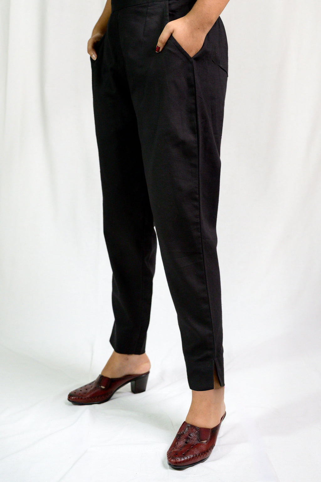 Black Cotton Flax Pencil Pants