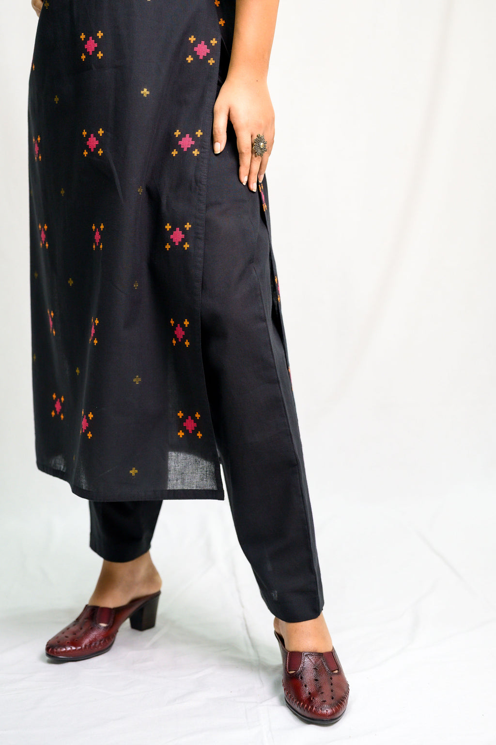Set of 2- Bhamini South Cotton Kurta & Pants Set