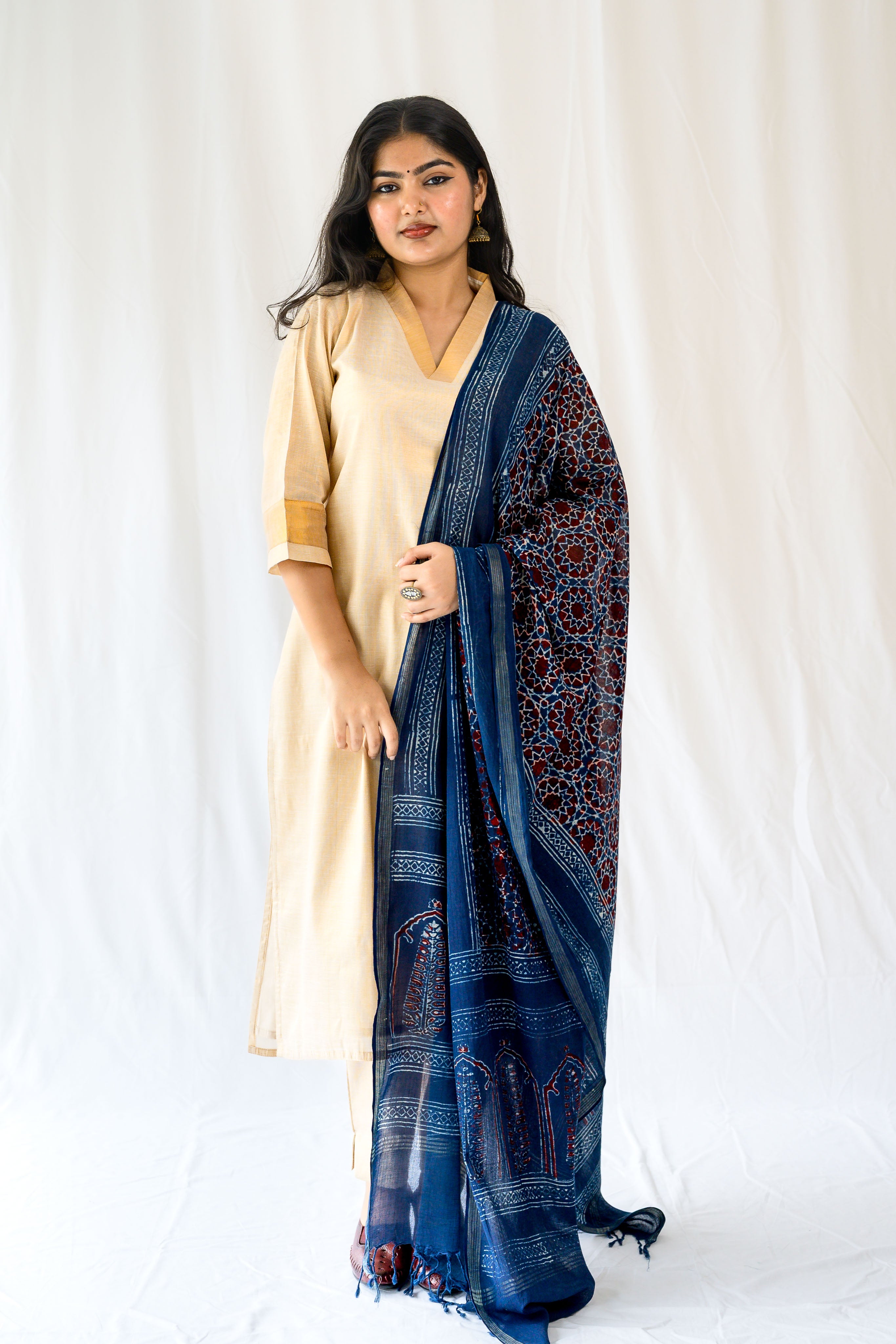 Kasavu Elegance Antique Gold Tissue Kurta