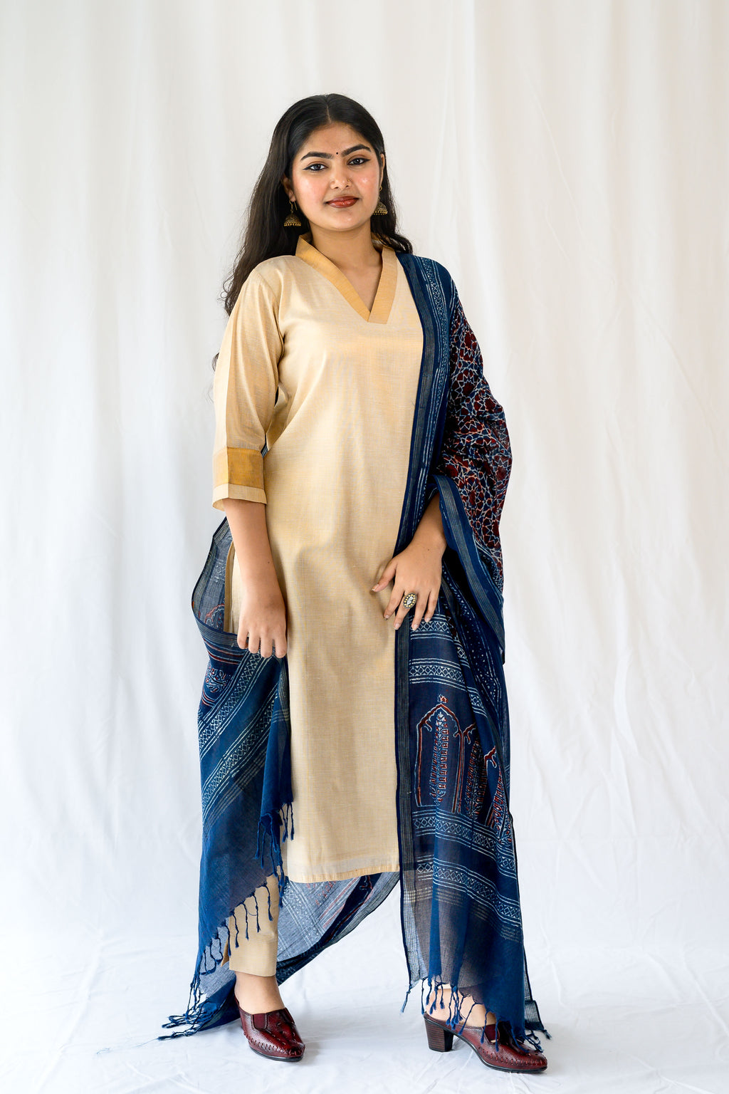 Kasavu Elegance Antique Gold Tissue Kurta