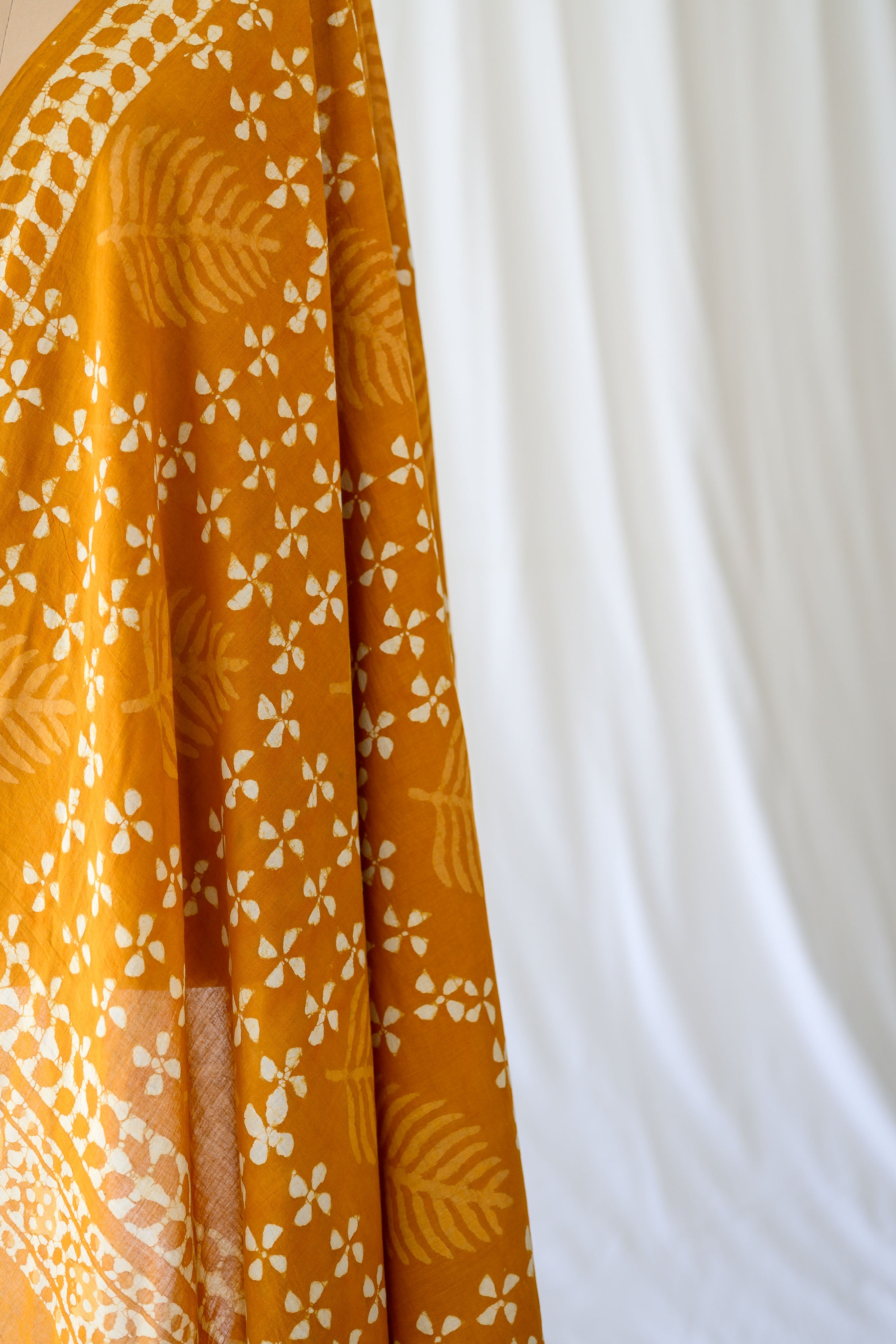 Autumn Trails Bagru Cotton Dupatta