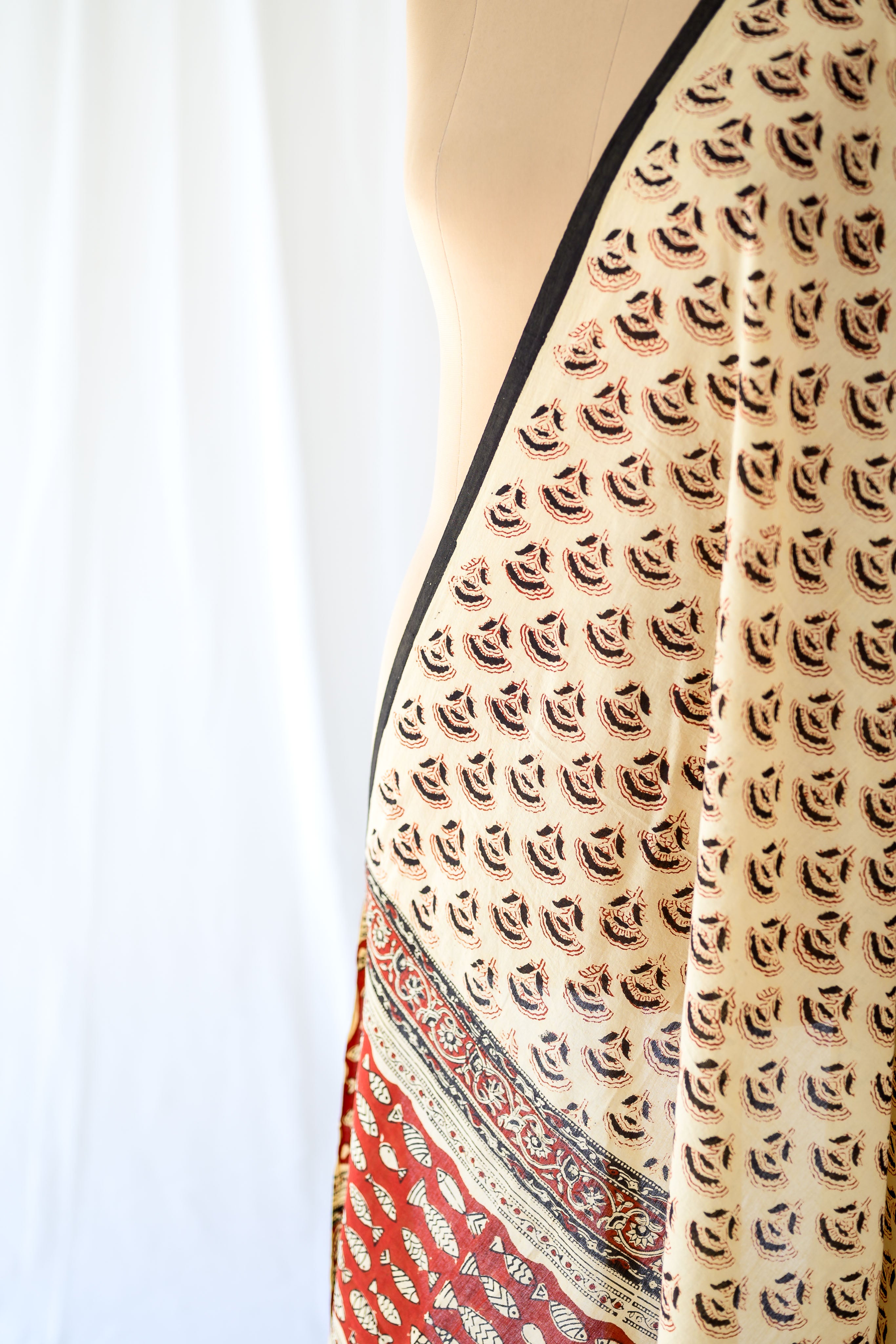 Pondside Blooms Bagru Cotton Dupatta