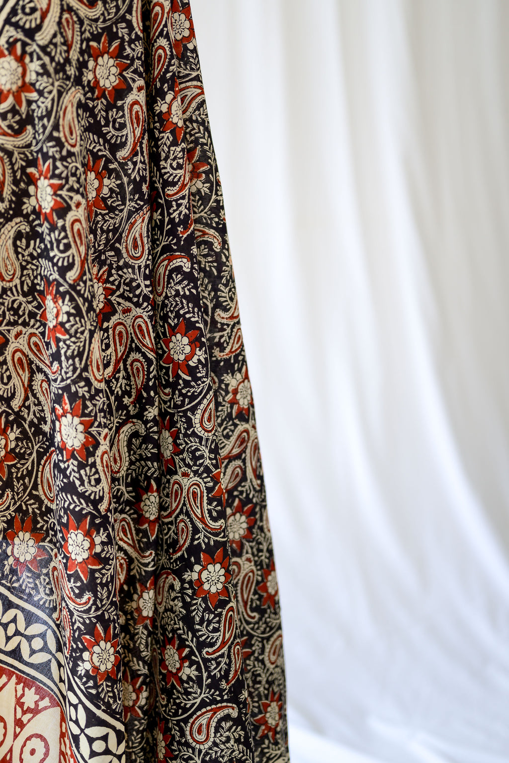 Paisley & Wine Bagru Cotton Dupatta