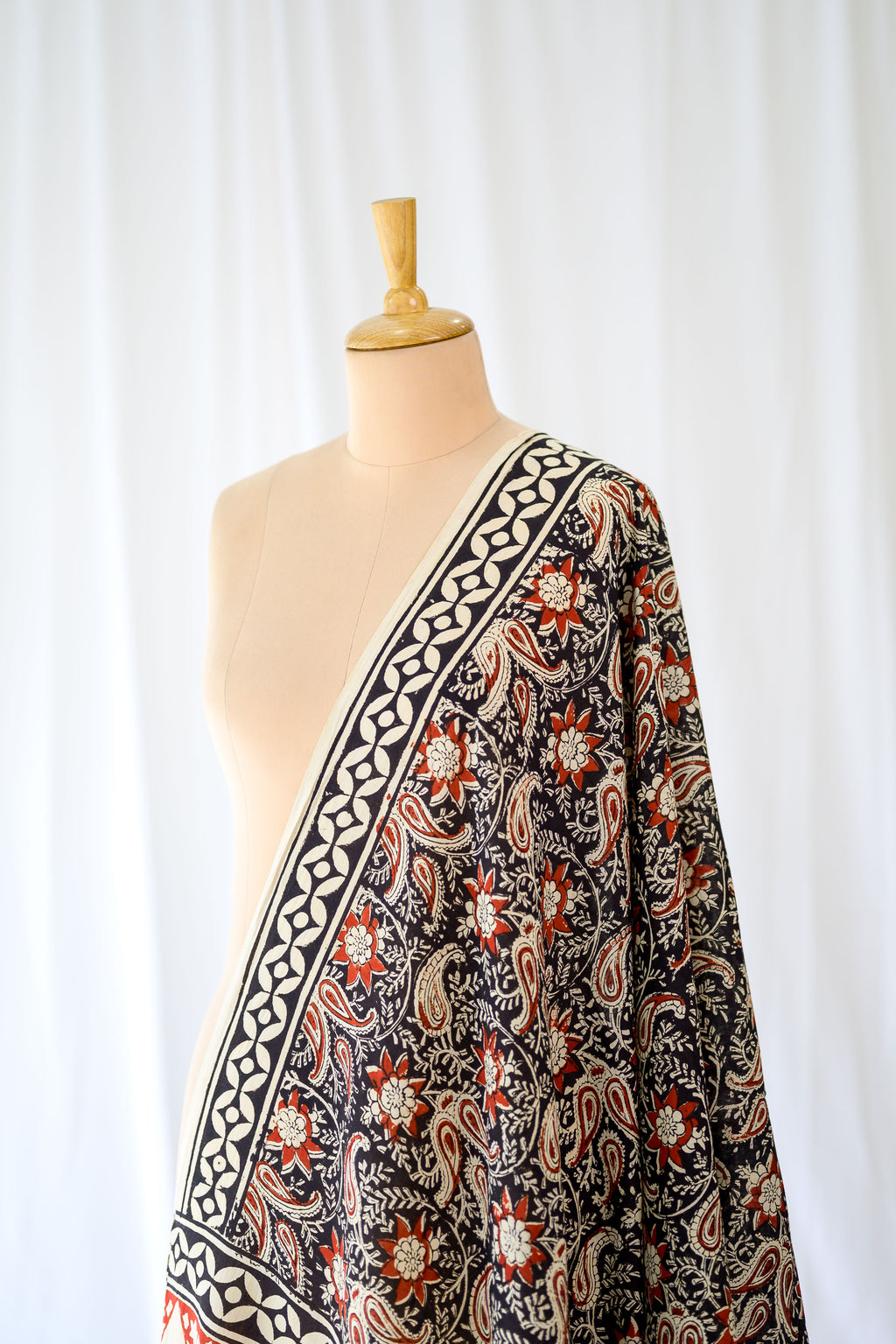 Paisley & Wine Bagru Cotton Dupatta