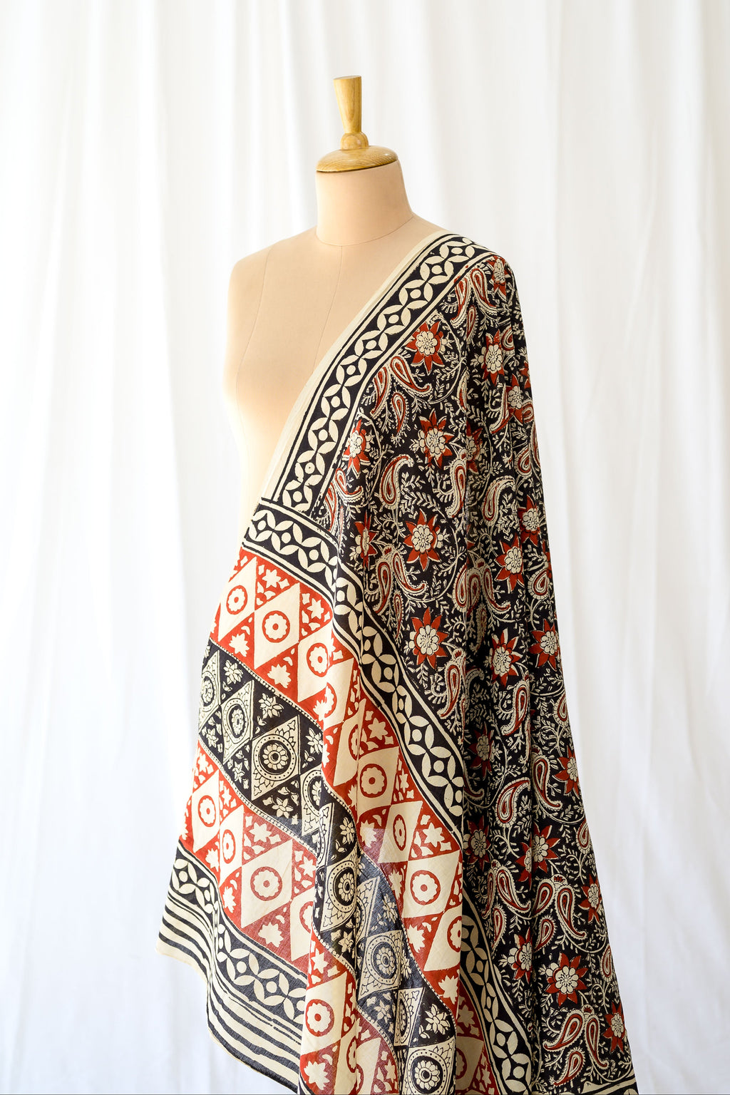 Paisley & Wine Bagru Cotton Dupatta