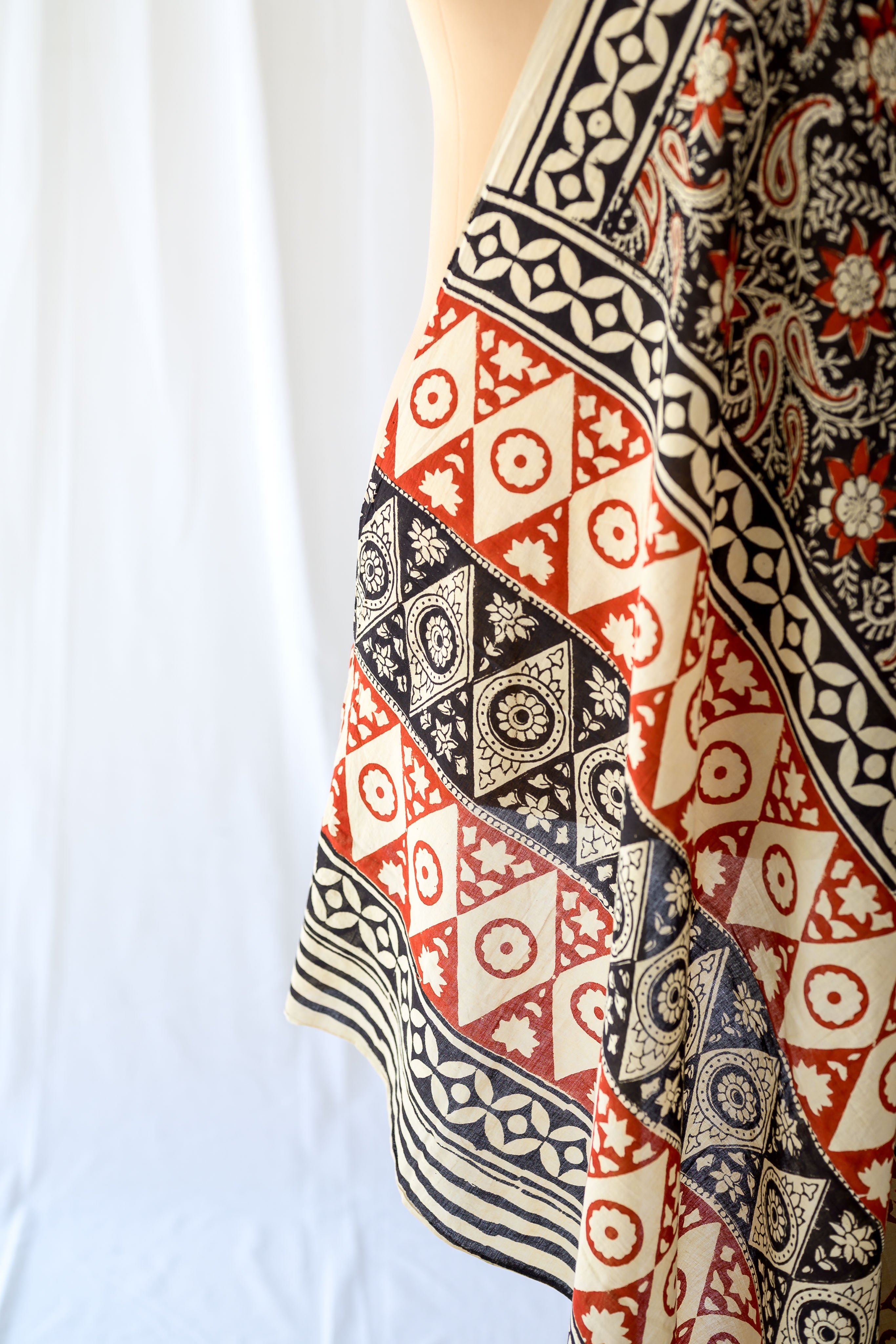Paisley & Wine Bagru Cotton Dupatta