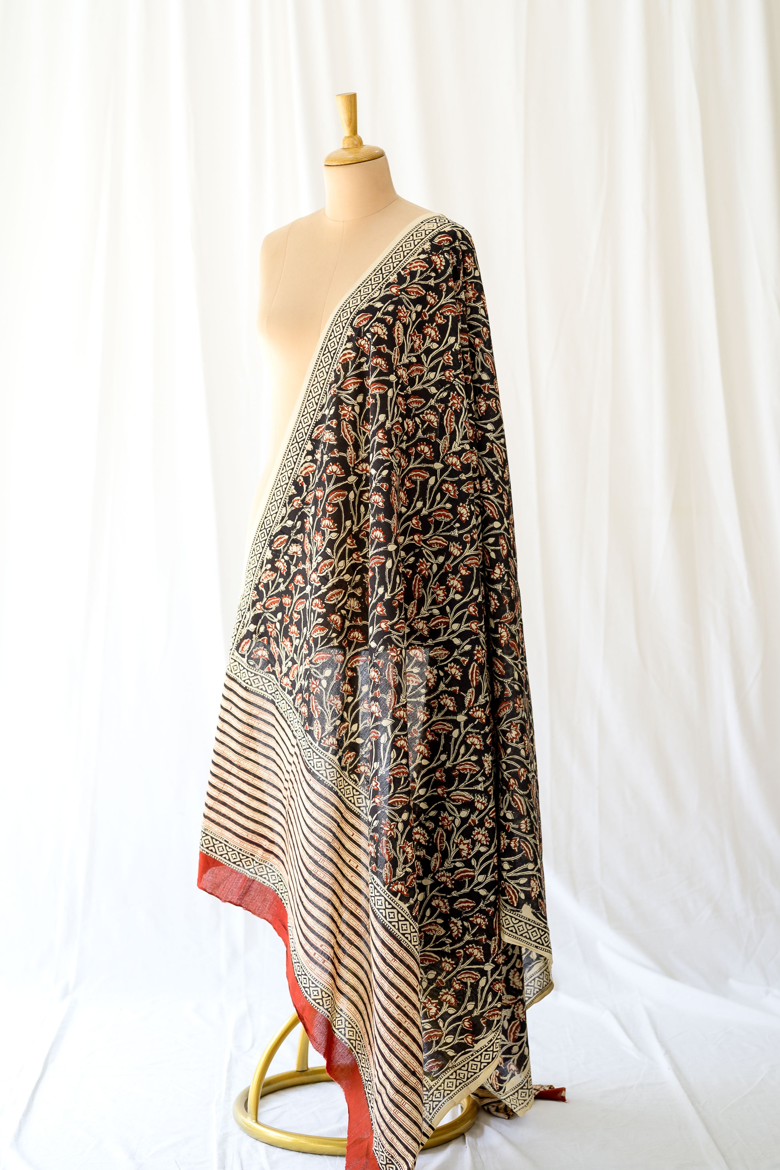 Velvet Garden Bagru Cotton Dupatta