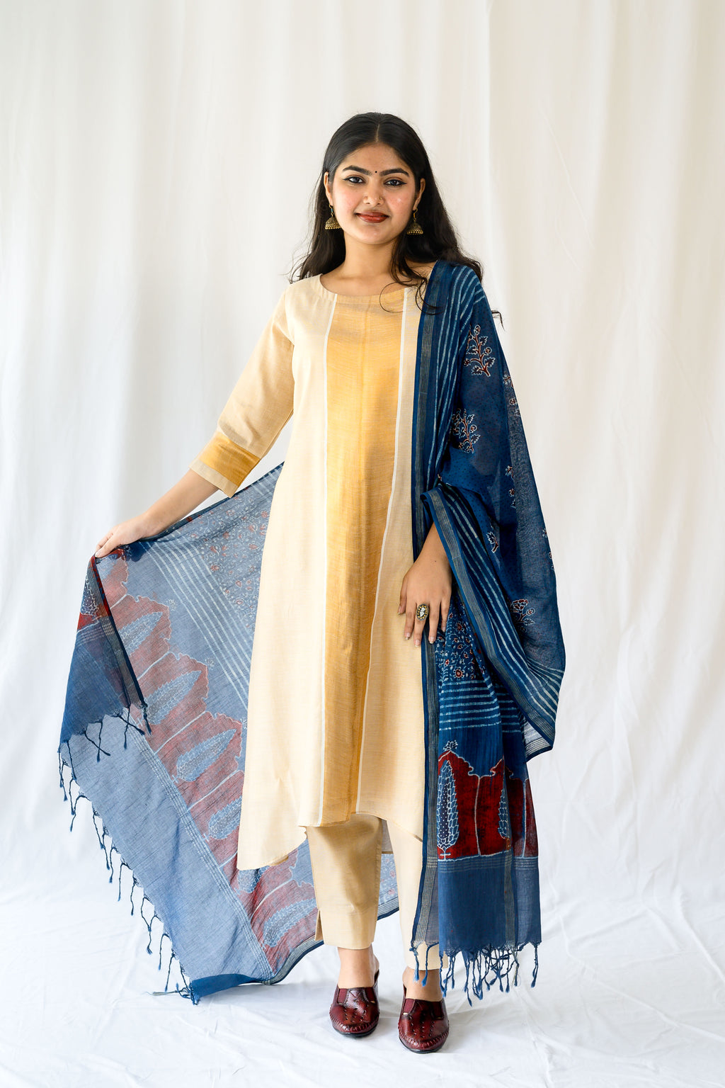 Kasavu Elegance Antique Gold High Low Tissue Kurta