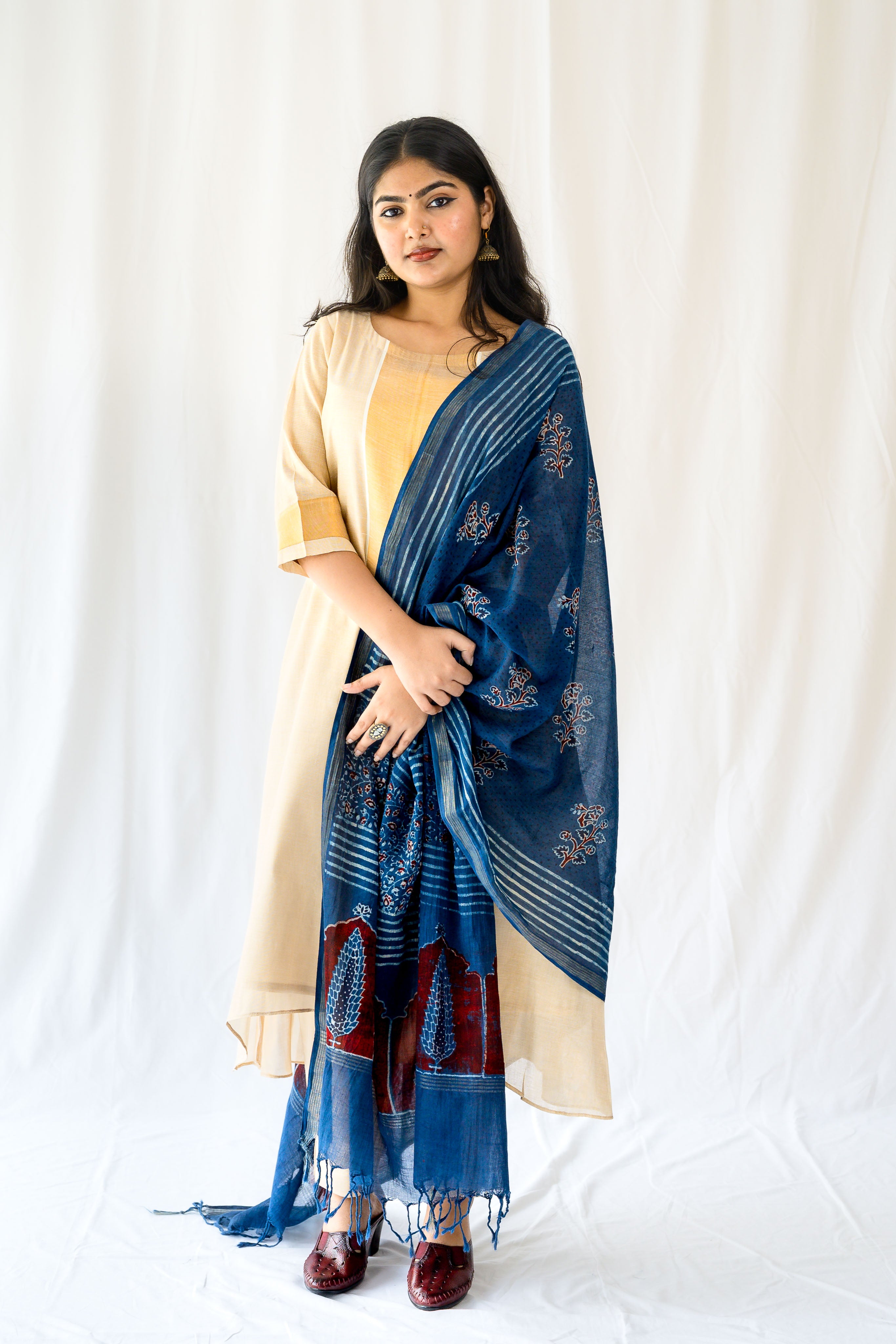 Kasavu Elegance Antique Gold High Low Tissue Kurta